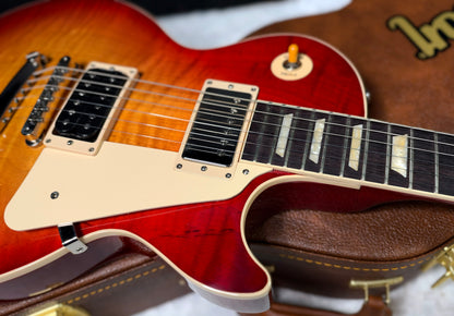 NEW ! Gibson Les Paul Standard '50s - AAA Flame - Factory Sunburst (custom shop finish) - Bizarre Guitar Limited Edition - Only 8.8 lbs - Authorized Dealer - G07946