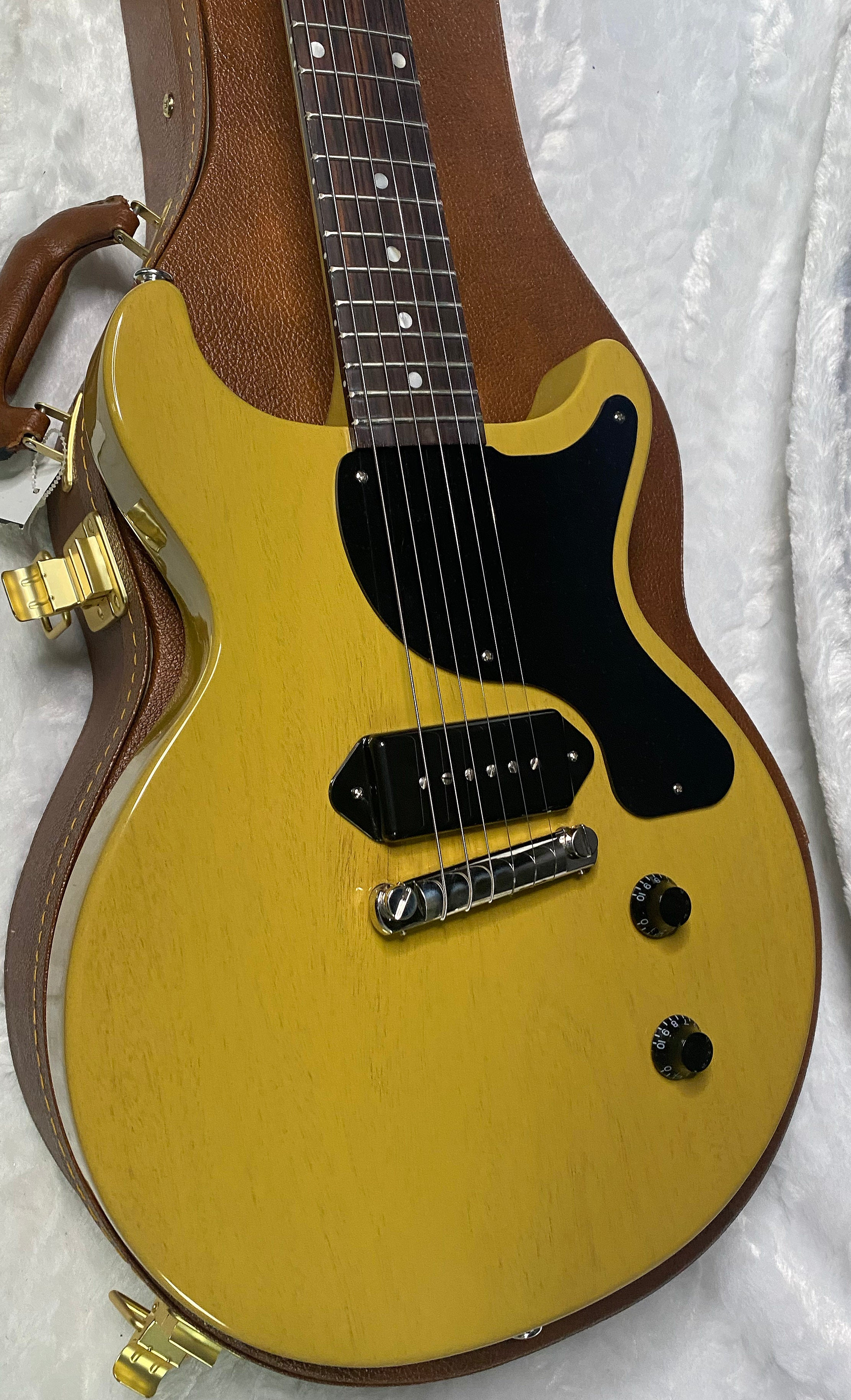 NEW! Gibson Les Paul Junior DC Double Cut - TV Yellow - Authorized Dealer - Only 6.85 lbs - G07220