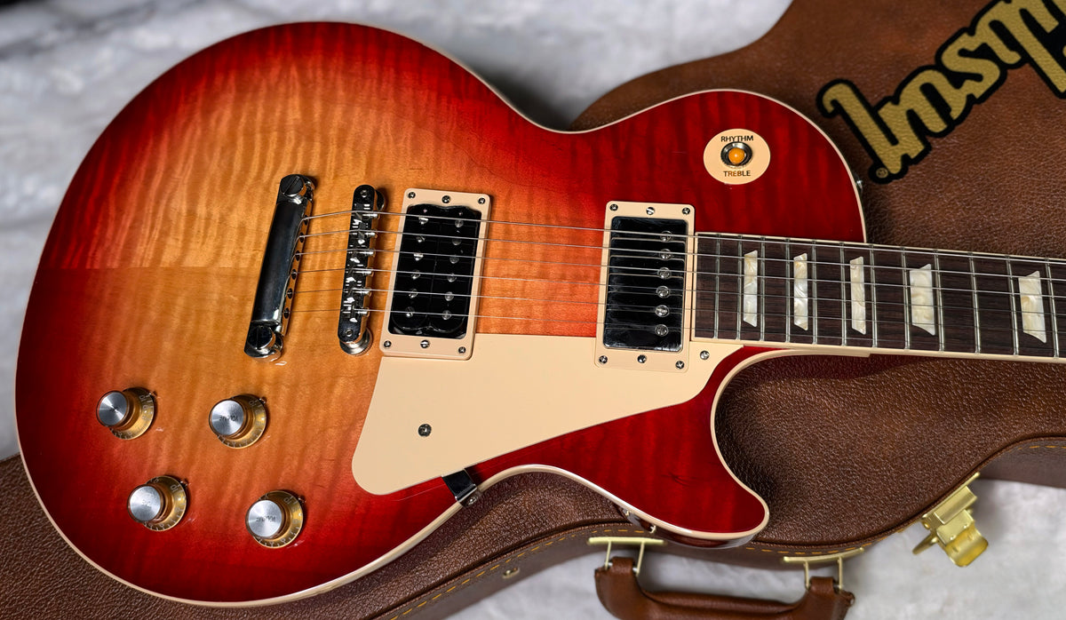 NEW ! Gibson Les Paul Standard '60s - AAA Flame - Factory Sunburst (custom shop finish) - Bizarre Guitar Limited Edition - Authorized Dealer - G07953