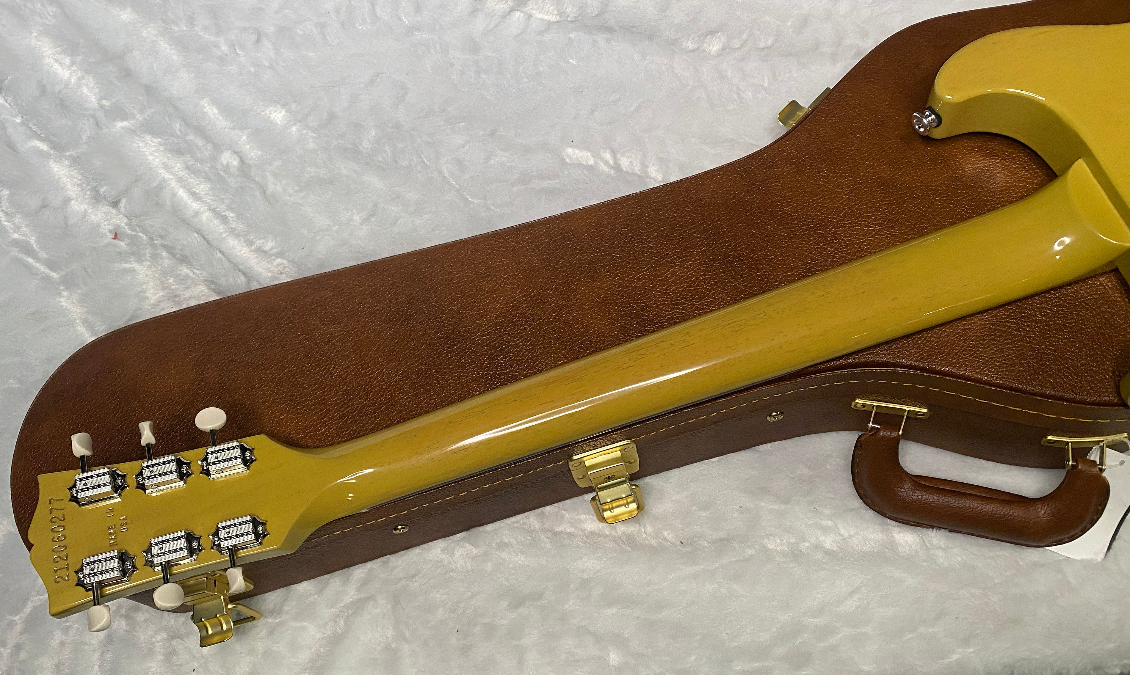 NEW! Gibson Les Paul Junior DC Double Cut - TV Yellow - Authorized Dealer - Only 6.85 lbs - G07220