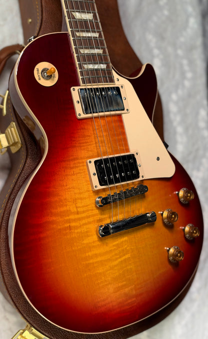 NEW ! Gibson Les Paul Standard '50s - AAA Flame - Factory Sunburst (custom shop finish) - Bizarre Guitar Limited Edition - Only 8.9 lbs - Authorized Dealer - G07963