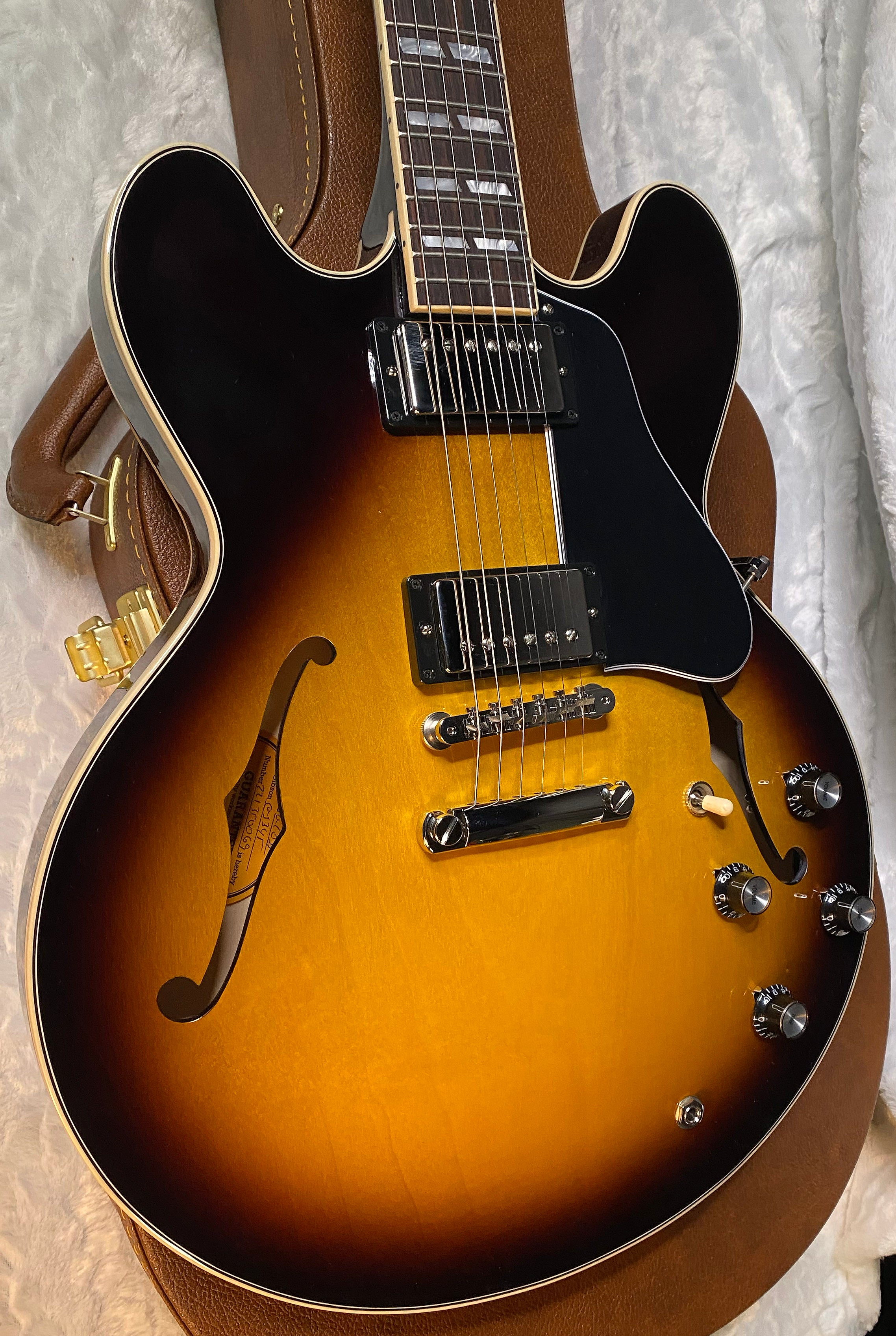 NEW! Gibson ES-345 Semi-Hollowbody Electric Guitar - Vintage Burst - Authorized Dealer - 7.8 lbs - G05830