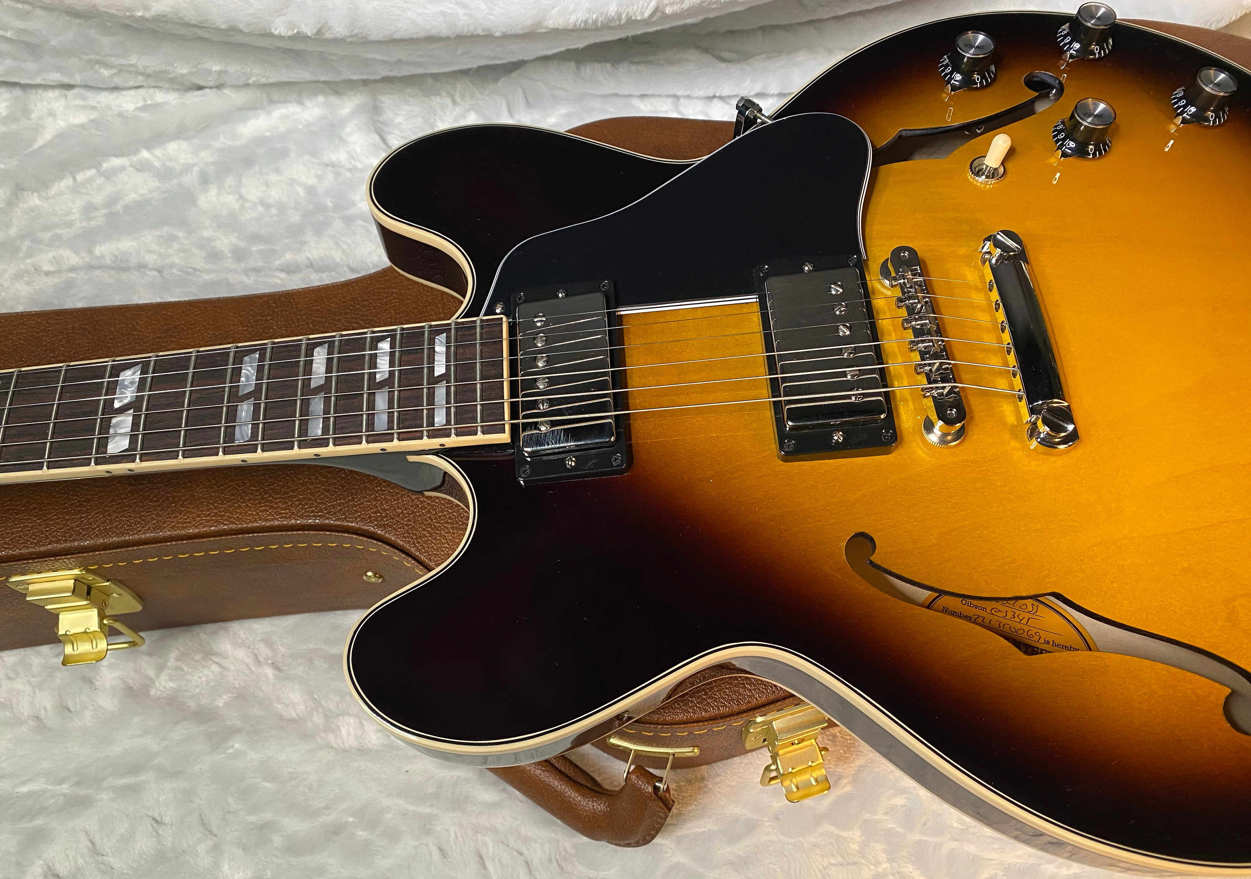 NEW! Gibson ES-345 Semi-Hollowbody Electric Guitar - Vintage Burst - Authorized Dealer - 7.8 lbs - G05830