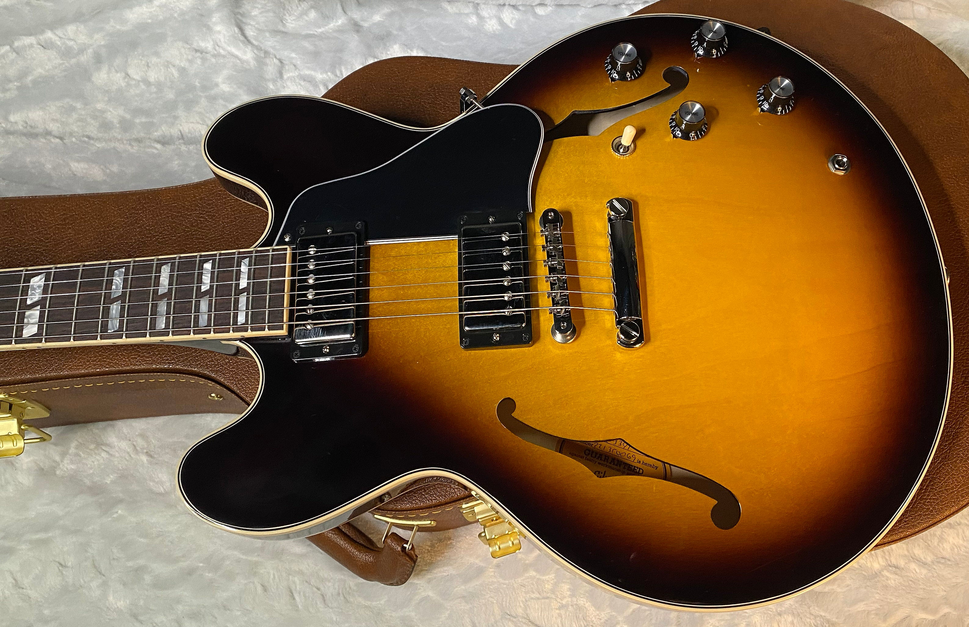 NEW! Gibson ES-345 Semi-Hollowbody Electric Guitar - Vintage Burst - Authorized Dealer - 7.8 lbs - G05830