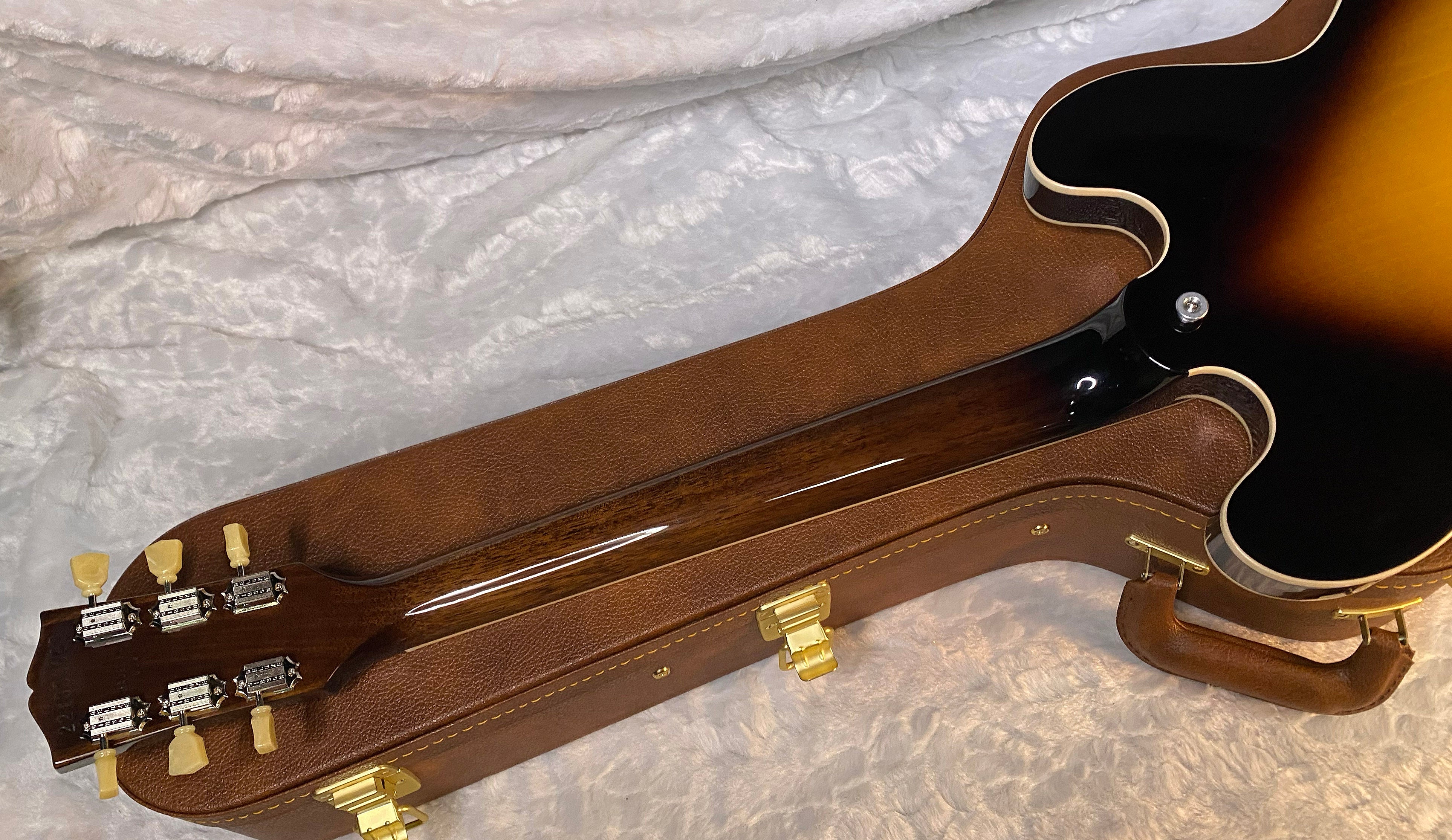 NEW! Gibson ES-345 Semi-Hollowbody Electric Guitar - Vintage Burst - Authorized Dealer - 7.8 lbs - G05830