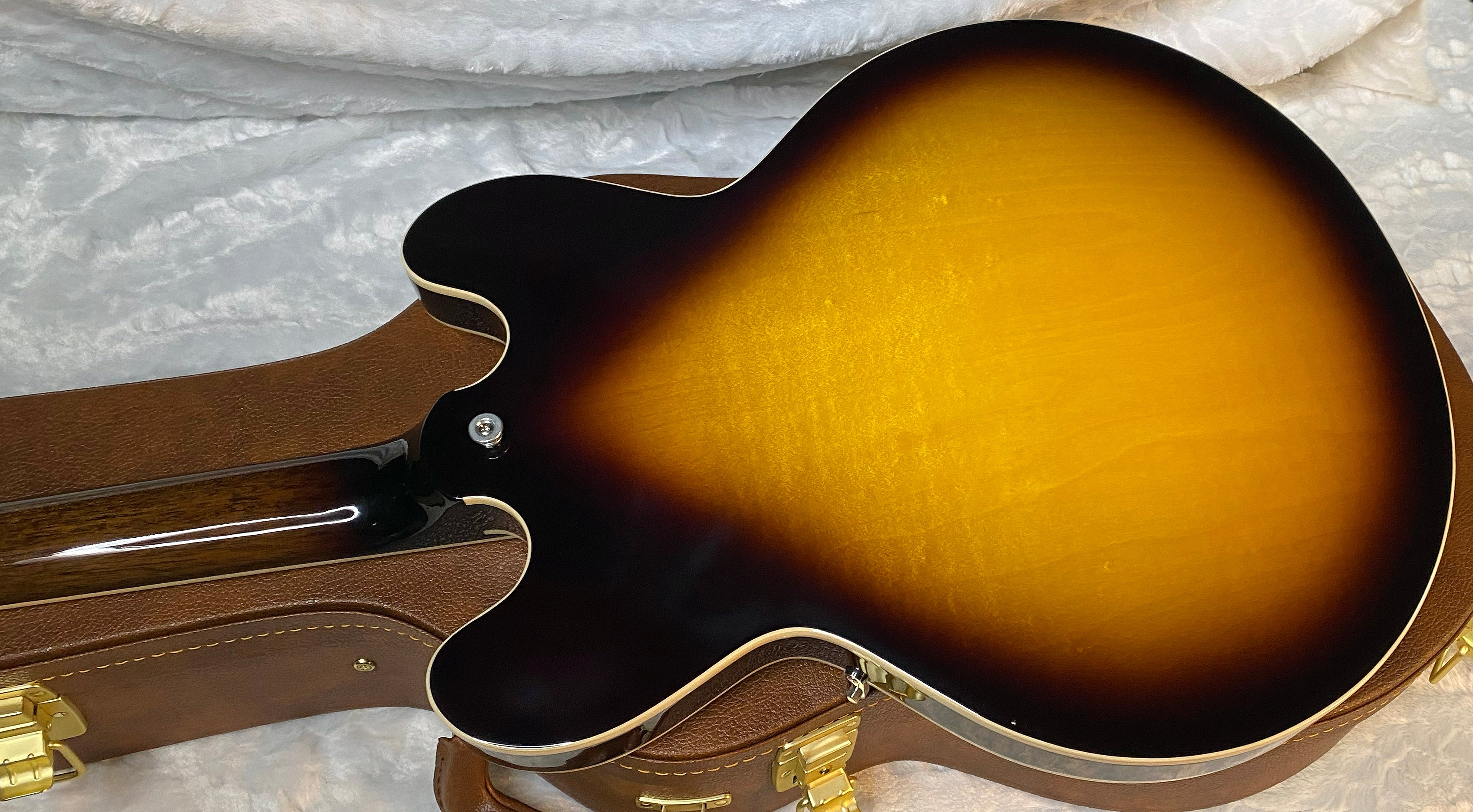 NEW! Gibson ES-345 Semi-Hollowbody Electric Guitar - Vintage Burst - Authorized Dealer - 7.8 lbs - G05830