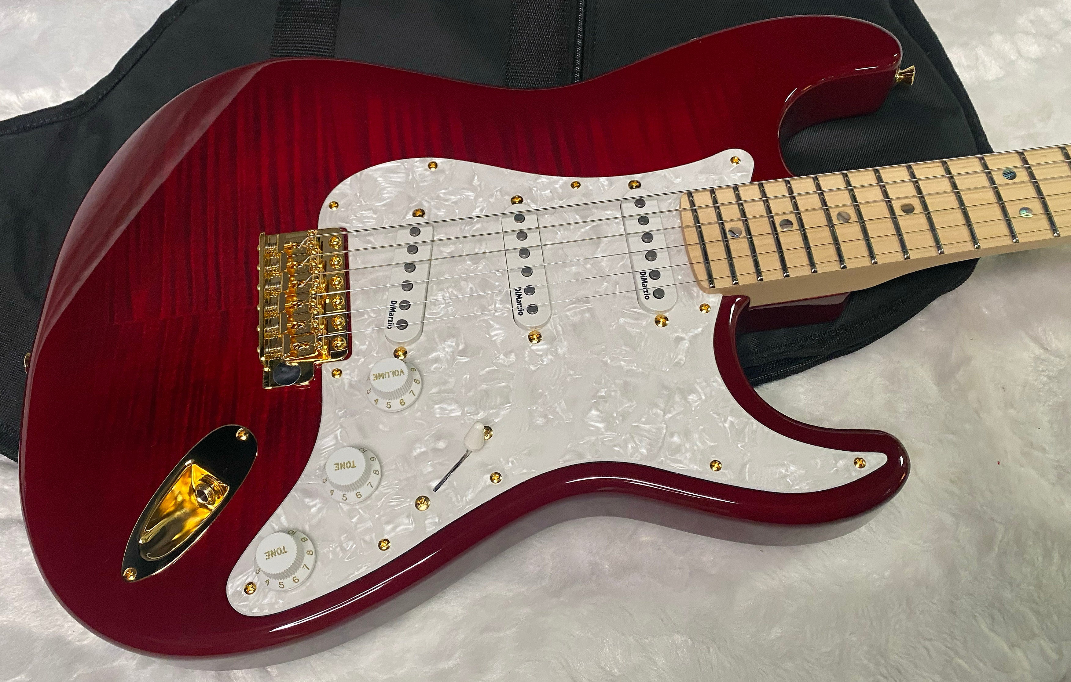 NEW ! Fender Richie Kotzen Stratocaster - Transparent Red Burst - Made in Japan - Authorized Dealer - 8.1 lbs - G05405