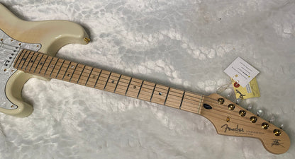 NEW ! Fender Richie Kotzen Stratocaster - Transparent White Burst - Made in Japan - Authorized Dealer - 8.1 lbs - G05407