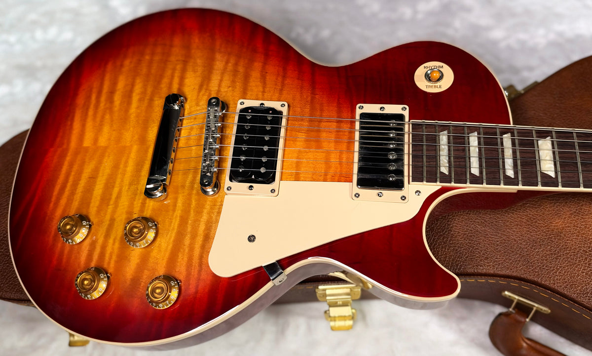 NEW ! Gibson Les Paul Standard '50s - AAA Flame - Factory Sunburst (custom shop finish) - Bizarre Guitar Limited Edition - Only 9.1 lbs - Authorized Dealer - G07940