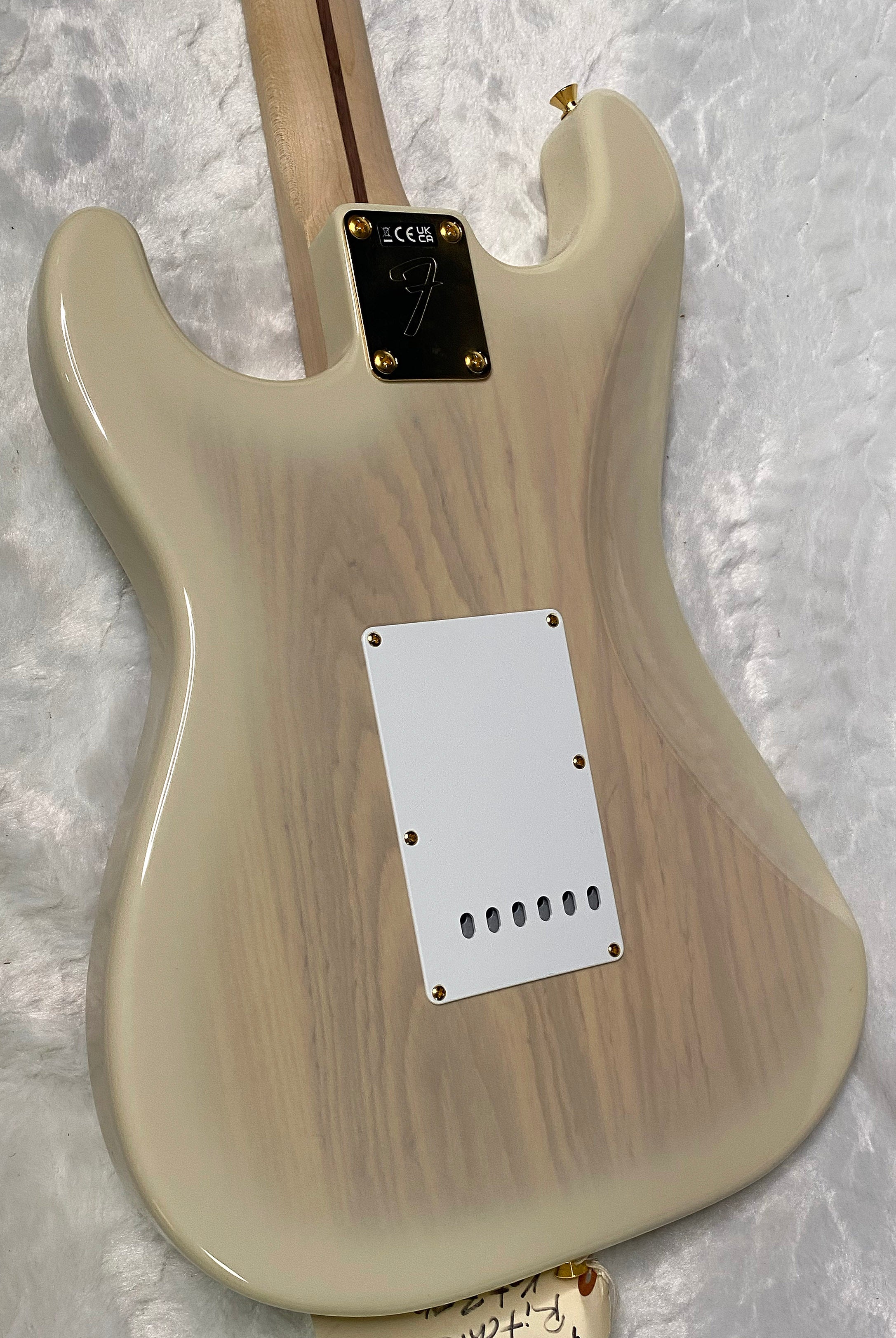 NEW ! Fender Richie Kotzen Stratocaster - Transparent White Burst - Made in Japan - Authorized Dealer - 8.1 lbs - G05407