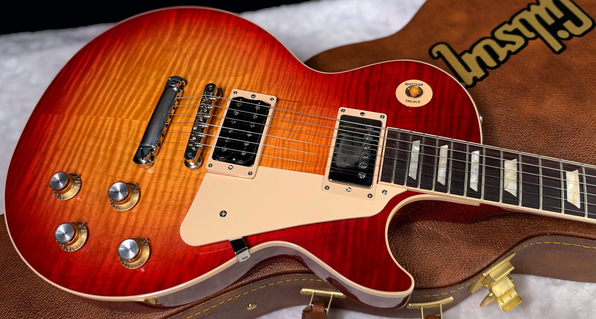 NEW ! Gibson Les Paul Standard '60s - AAA Flame - Factory Sunburst (custom shop finish) - Bizarre Guitar Limited Edition - Authorized Dealer - G07928