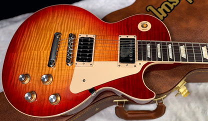 NEW ! Gibson Les Paul Standard '60s - AAA Flame - Factory Sunburst (custom shop finish) - Bizarre Guitar Limited Edition - Authorized Dealer - G07928