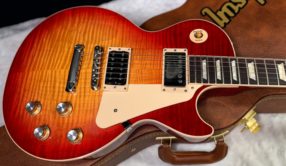 NEW ! Gibson Les Paul Standard '60s - AAA Flame - Factory Sunburst (custom shop finish) - Bizarre Guitar Limited Edition - Authorized Dealer - G07928