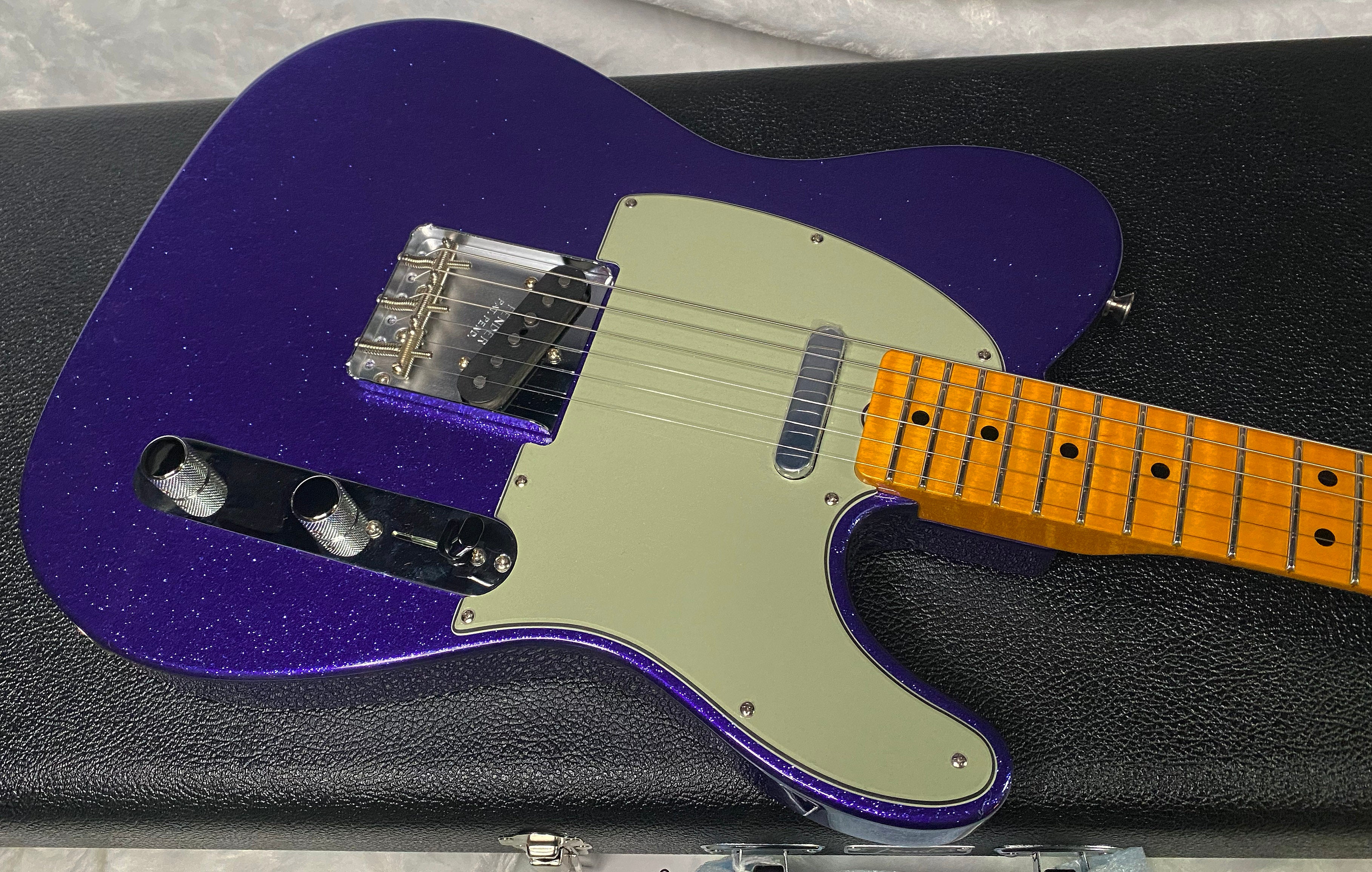 NEW! Fender Custom Shop Flamethrower Telecaster Custom - NOS - Modern Specs - Texas Special Pick-Ups - AAAA Flamed Neck - Purple Sparkle - Authorized Dealer - 7.8lbs - G07233