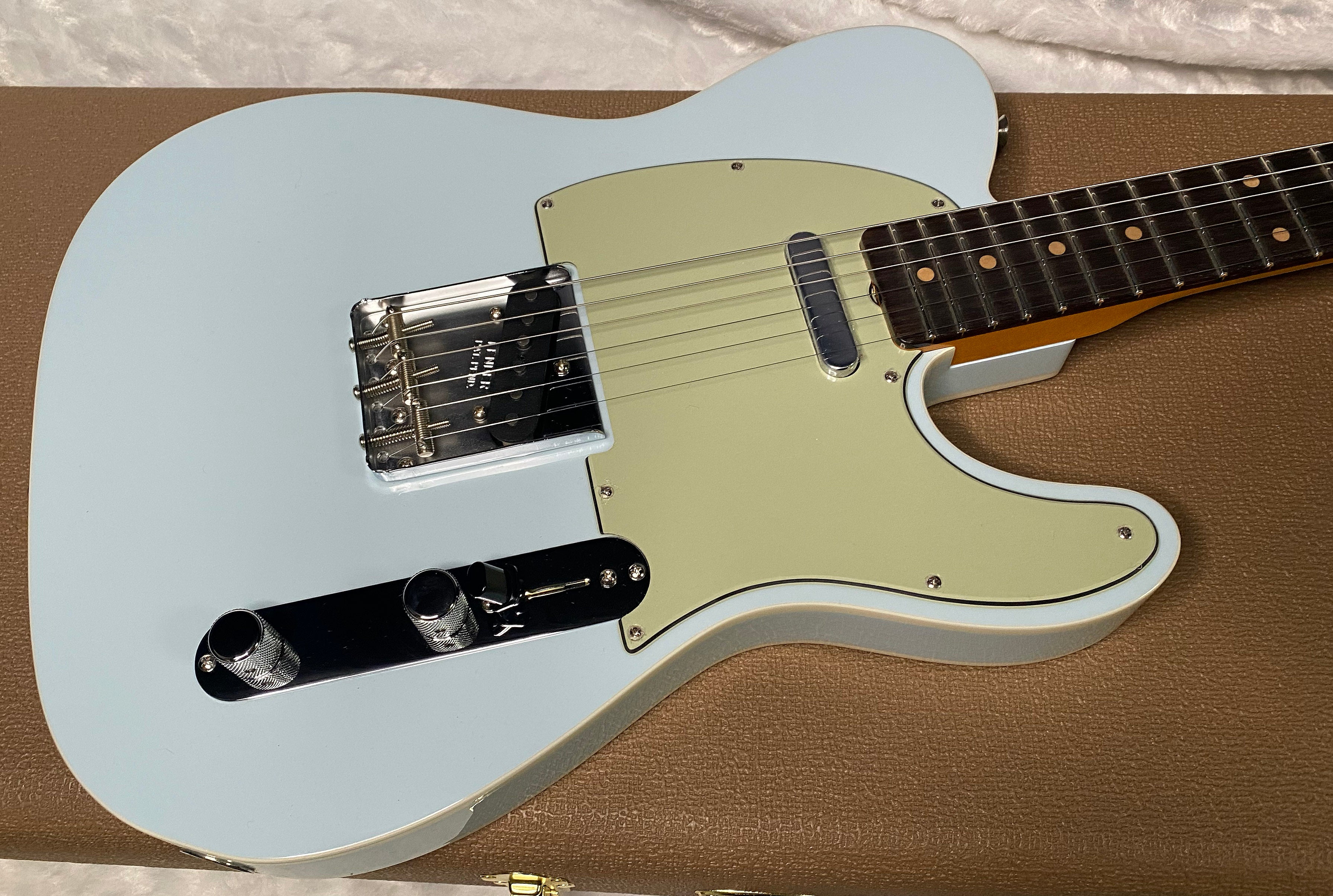 NEW! Fender Custom Shop Flamethrower Telecaster Custom - NOS - Modern Specs - Texas Special Pick-Ups - AAAA Flamed Neck -Sonic Blue - Authorized Dealer - 7.9lbs - G07231
