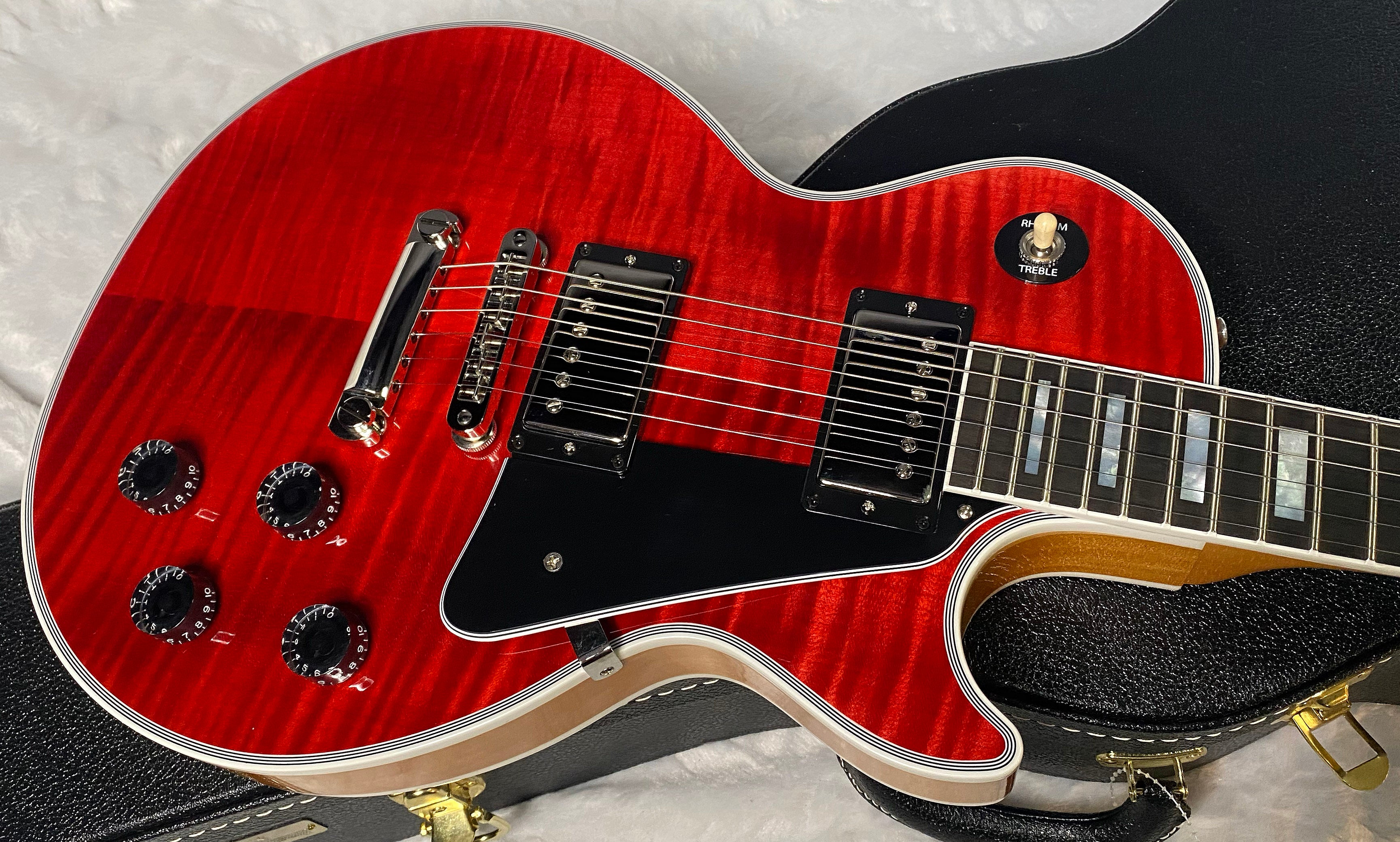 NEW! Gibson Dealer Select Custom Shop Les Paul Custom AAA Figured Flame Top - Transparent Red / Natural Back - Authorized Dealer - WOW! 8.65 lbs - G06631
