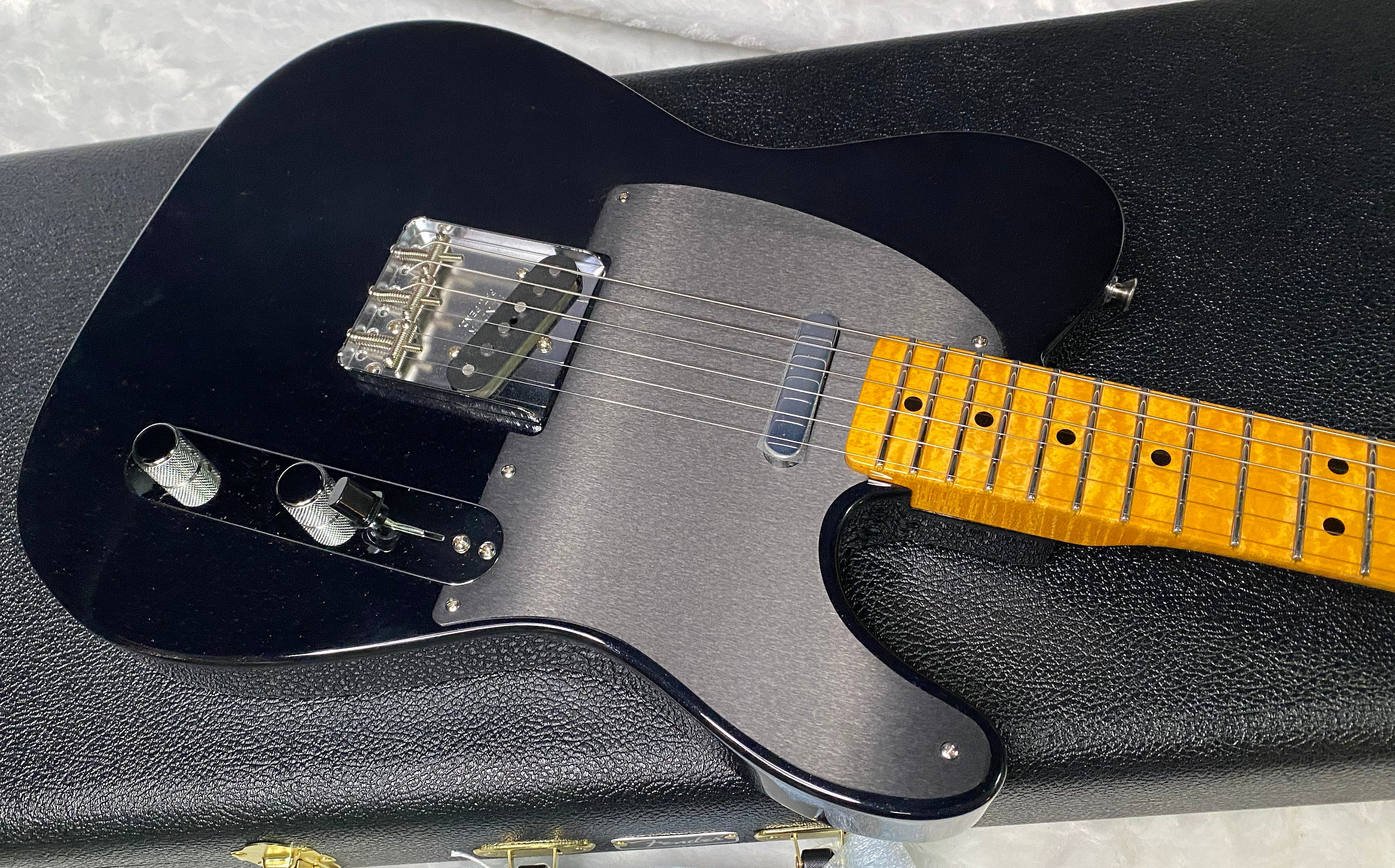 NEW! Fender Custom Shop Flamethrower Telecaster Custom - NOS - Modern Specs - Texas Special Pick-Ups - AAAA Flamed Neck - Black Sparkle - Authorized Dealer - 7.5lbs - G07234