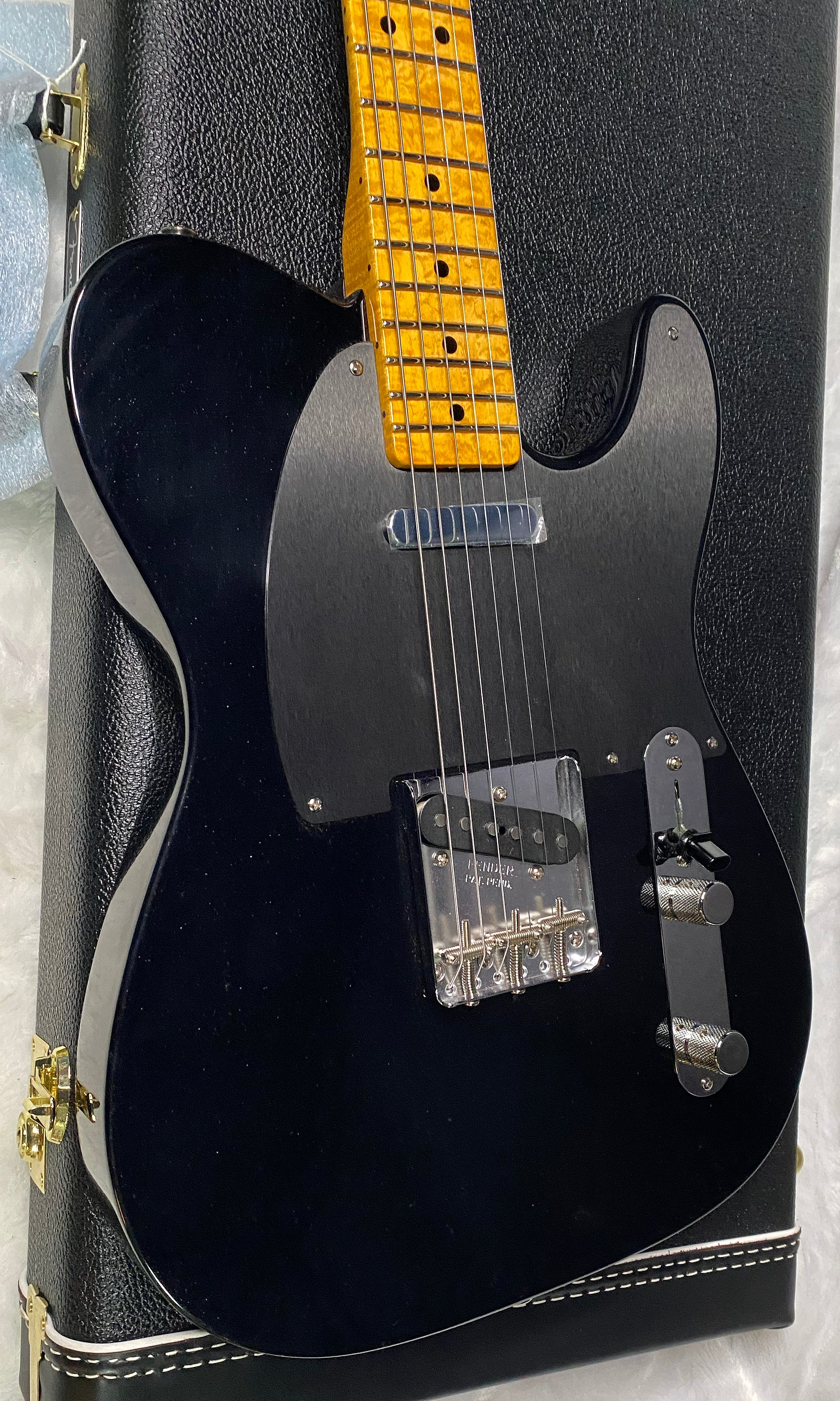 NEW! Fender Custom Shop Flamethrower Telecaster Custom - NOS - Modern Specs - Texas Special Pick-Ups - AAAA Flamed Neck - Black Sparkle - Authorized Dealer - 7.5lbs - G07234