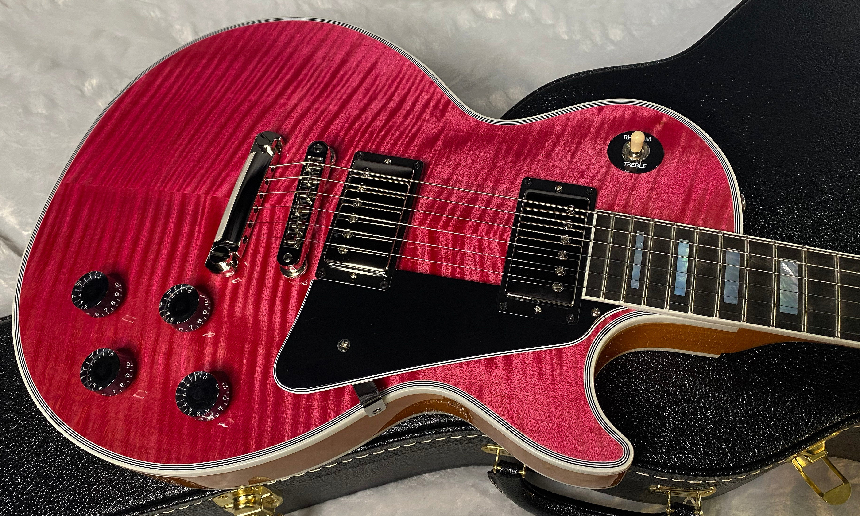 NEW! Gibson Dealer Select Custom Shop Les Paul Custom AAA Reverse Chevron Figured Top - Transparent Pink - Authorized Dealer - WOW! 8.8 lbs - G06630