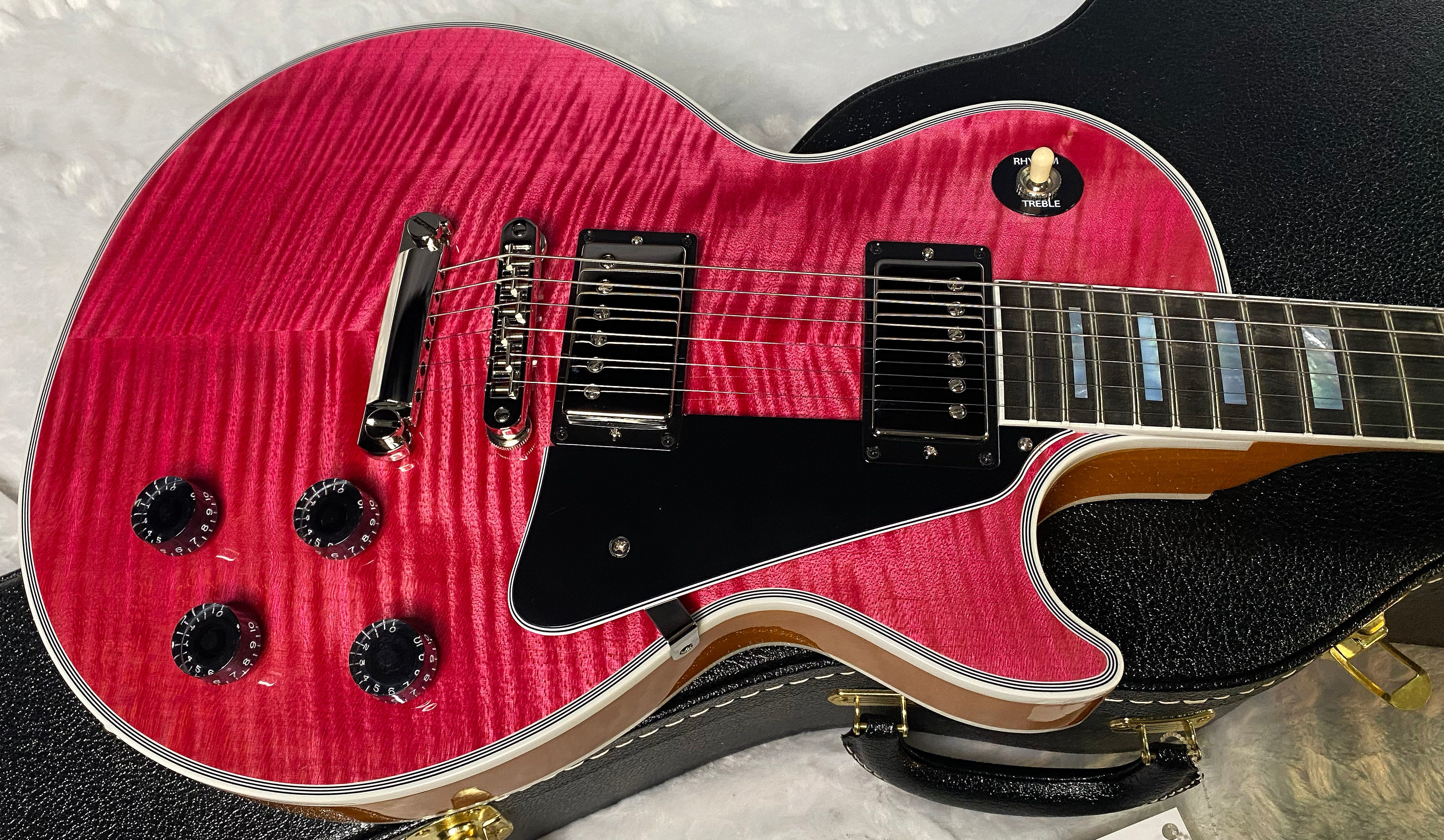 NEW! Gibson Dealer Select Custom Shop Les Paul Custom AAA Reverse Chevron Figured Top - Transparent Pink - Authorized Dealer - WOW! 8.8 lbs - G06630