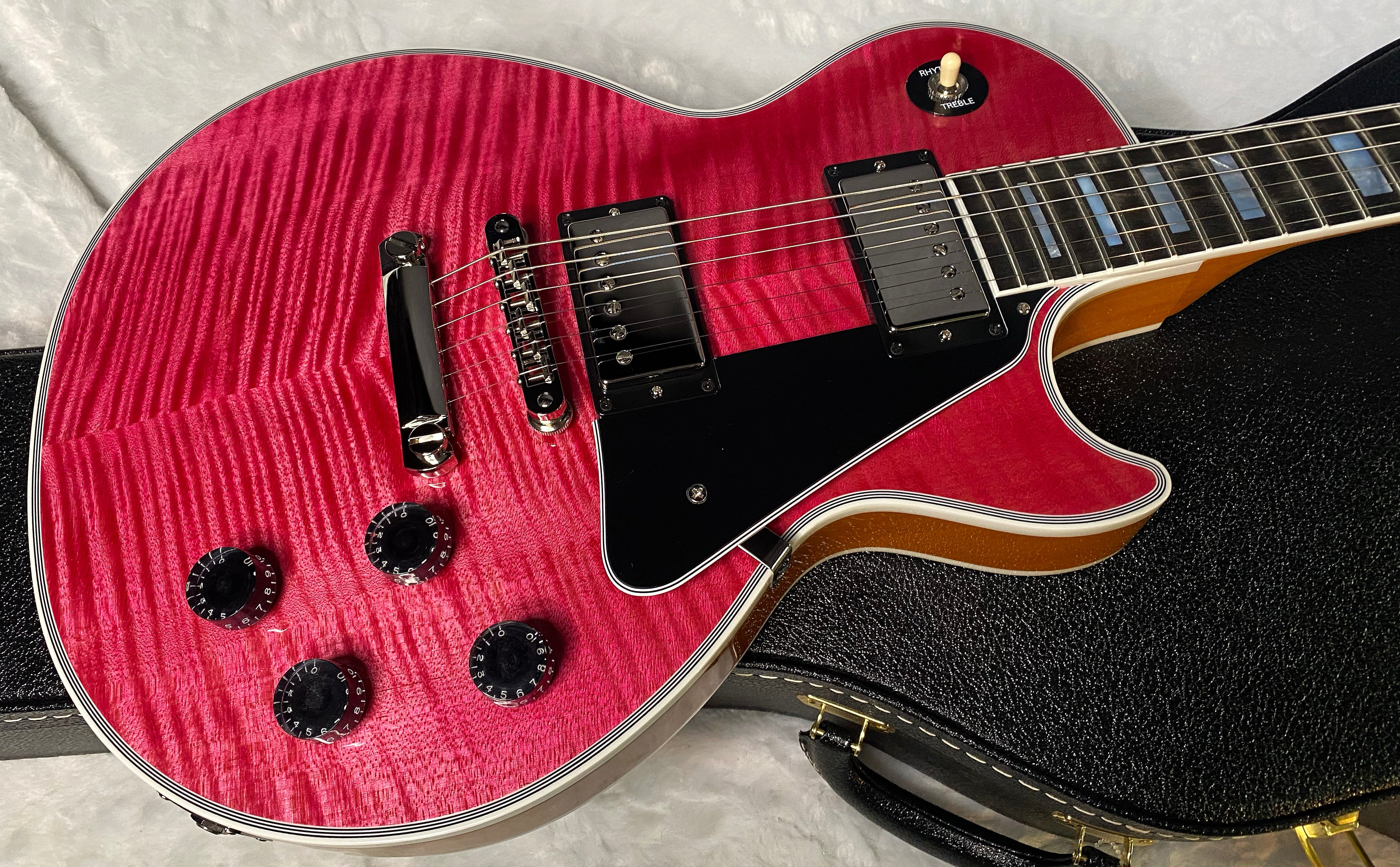 NEW! Gibson Dealer Select Custom Shop Les Paul Custom AAA Reverse Chevron Figured Top - Transparent Pink - Authorized Dealer - WOW! 8.8 lbs - G06630