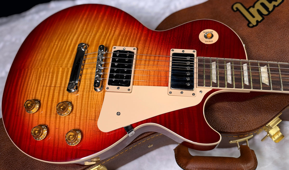 NEW ! Gibson Les Paul Standard '50s - AAA Flame - Factory Sunburst (custom shop finish) - Bizarre Guitar Limited Edition - 8.8 lbs - Authorized Dealer - G07930