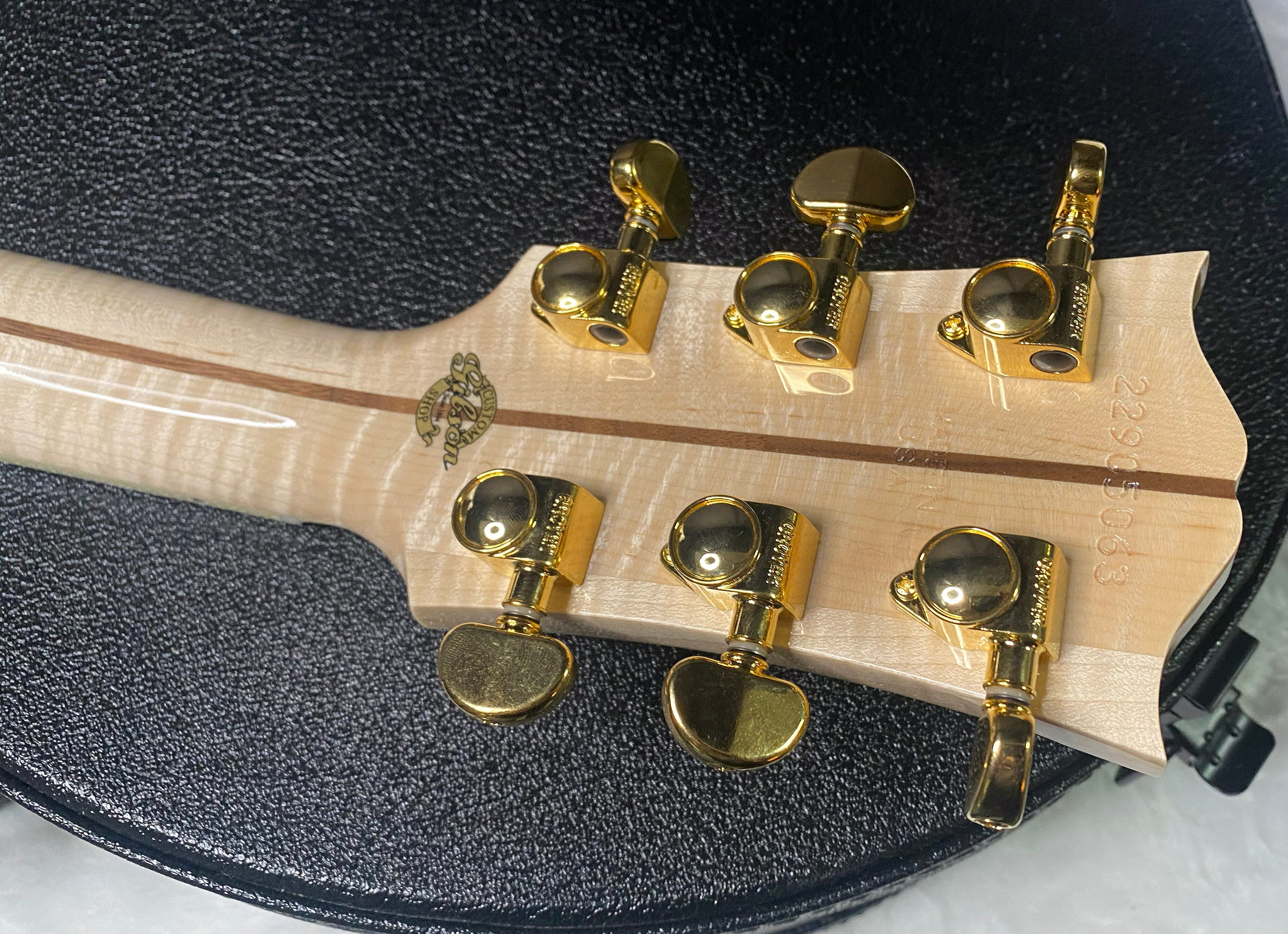 NEW ! Gibson SJ-200 Standard - Custom Shop - Dealer Select - Super RARE - Green Top - Authorized Dealer - AAAAA Flamed Natural Maple Back & Sides - G07241