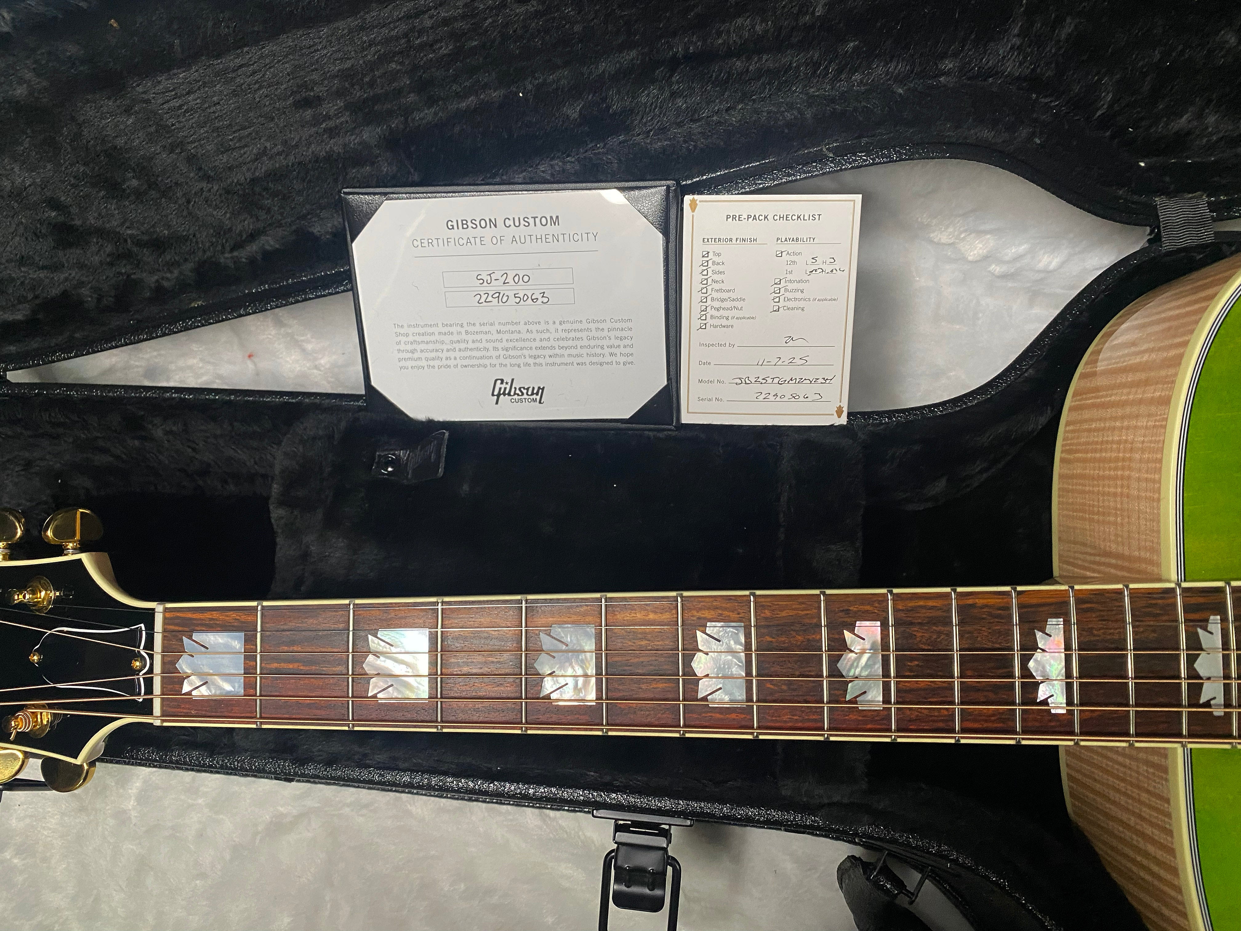 NEW ! Gibson SJ-200 Standard - Custom Shop - Dealer Select - Super RARE - Green Top - Authorized Dealer - AAAAA Flamed Natural Maple Back & Sides - G07241