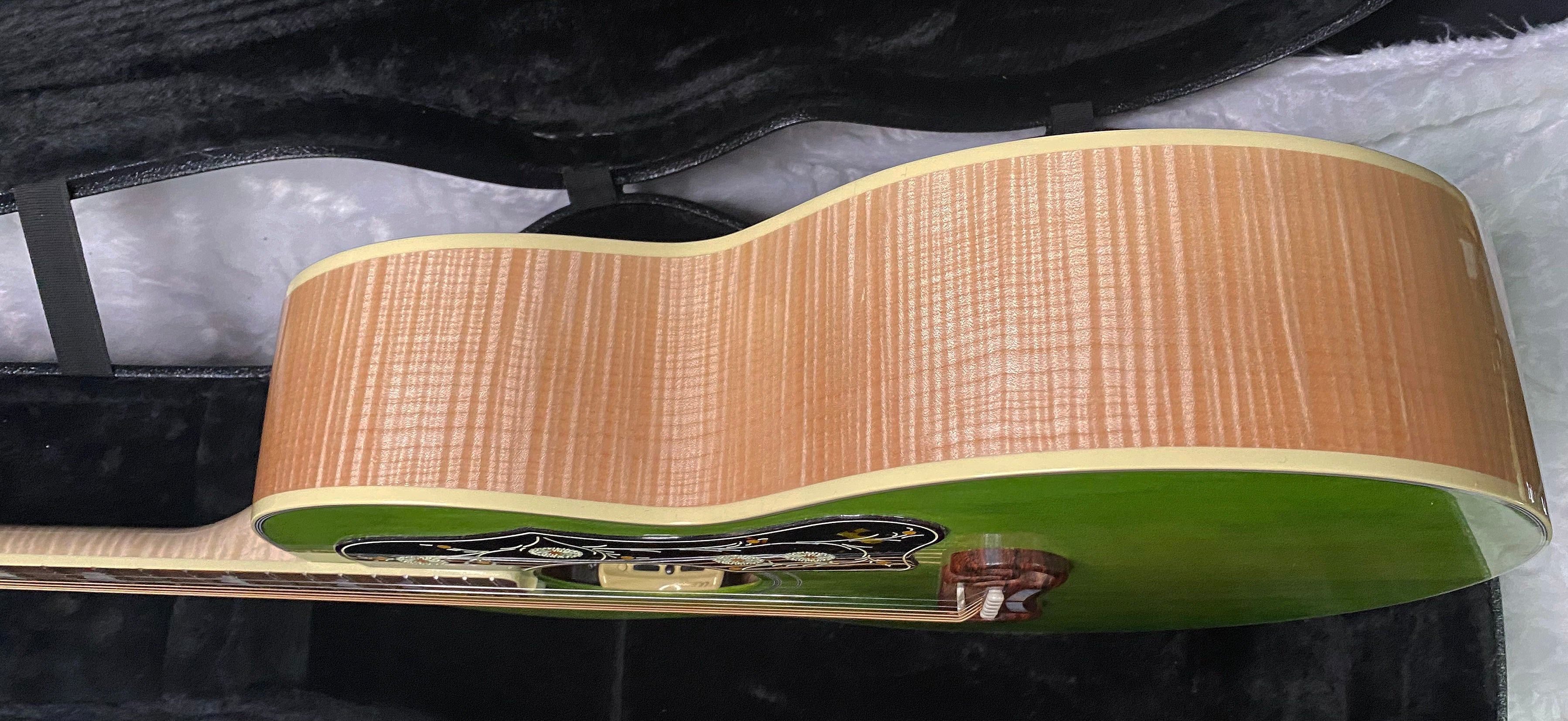 NEW ! Gibson SJ-200 Standard - Custom Shop - Dealer Select - Super RARE - Green Top - Authorized Dealer - AAAAA Flamed Natural Maple Back & Sides - G07241