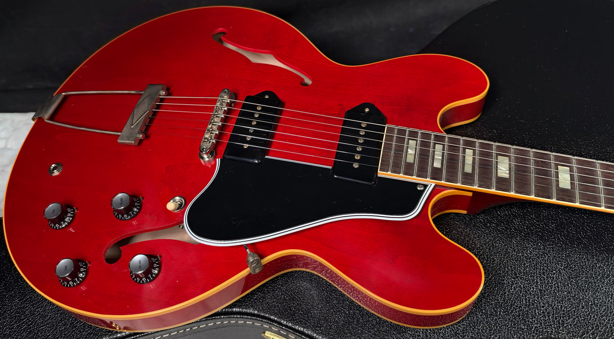 NEW! Gibson Custom Shop 1962 ES-330 Reissue Electric Guitar - '60s Cherry VOS - Authorized Dealer - Only 6.1lbs - In-Stock! G08033