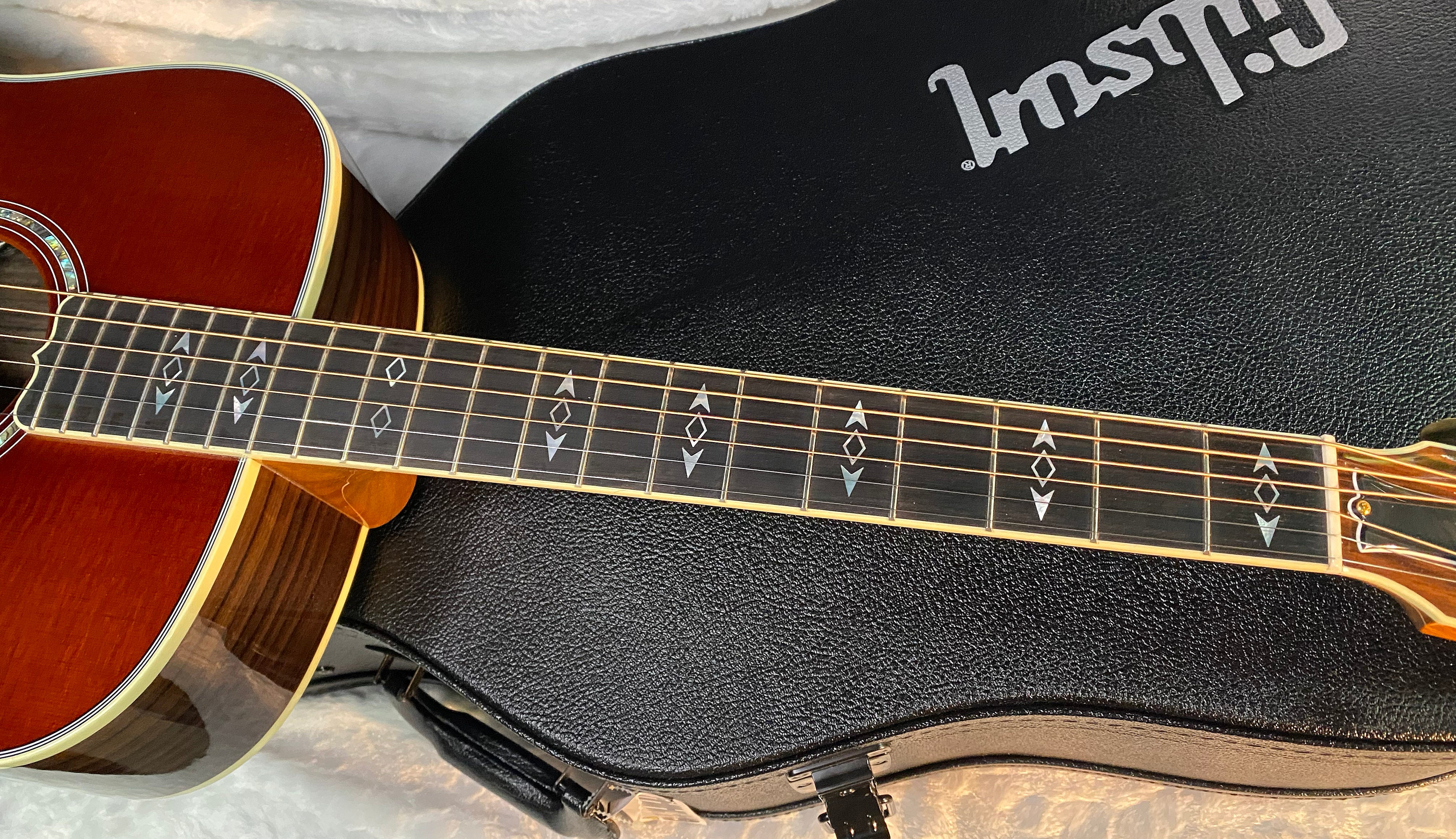 NEW! Gibson Acoustic Songwriter Recording Artist - Acoustic-Electric Guitar - 4.65lbs - Rosewood Burst - Authorized Dealer - G06634
