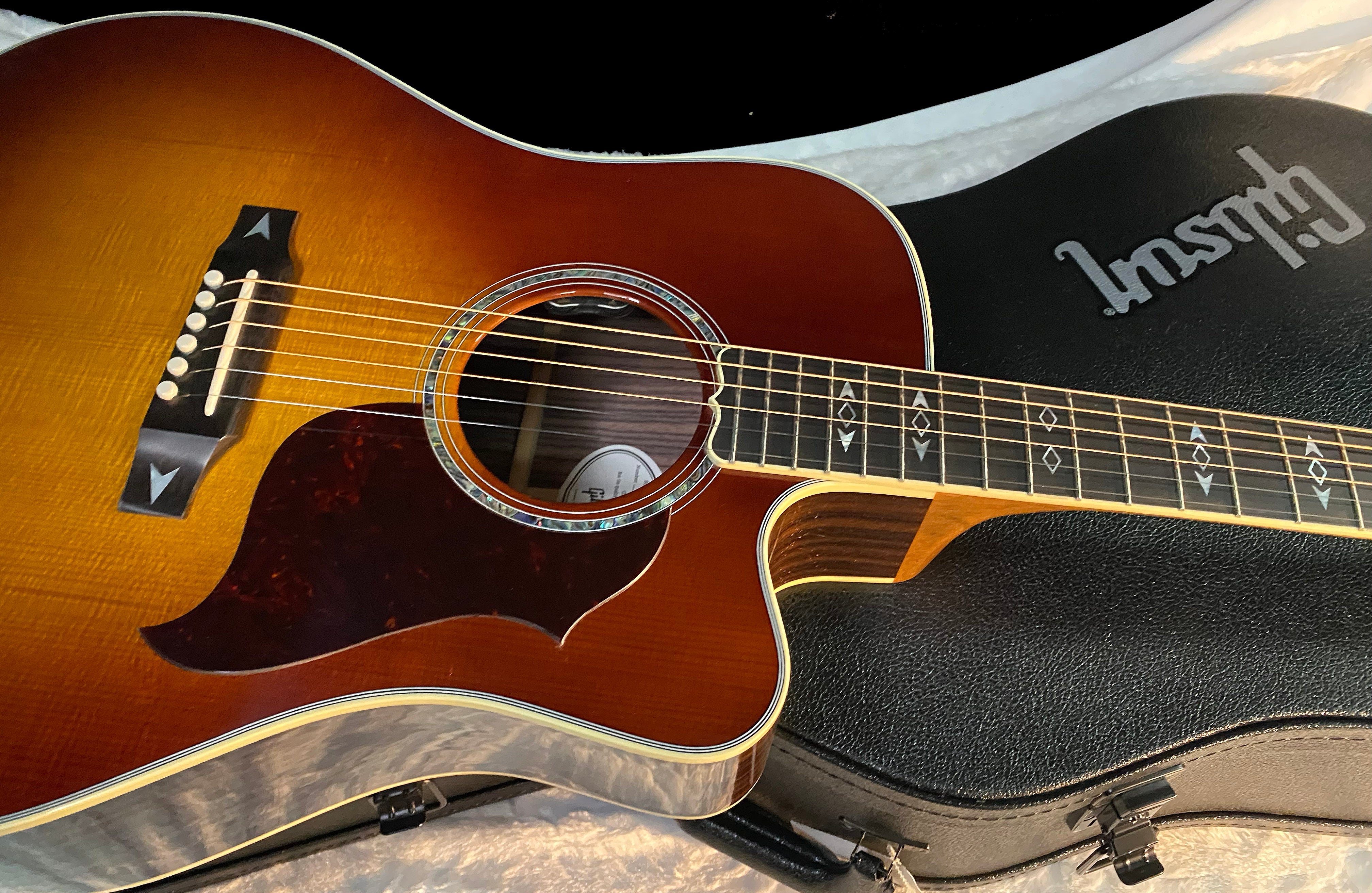 NEW! Gibson Acoustic Songwriter Recording Artist EC - Acoustic-Electric Guitar - 4.7 lbs - Rosewood Burst - Authorized Dealer - G06637