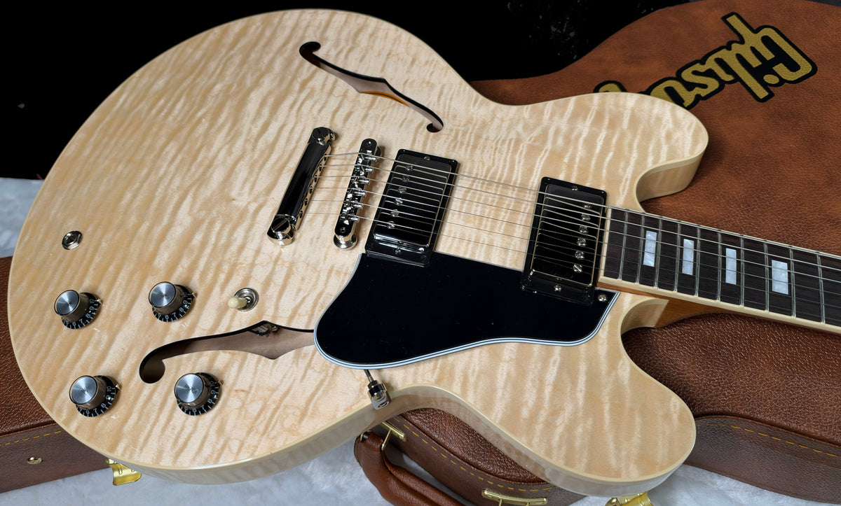 NEW ! Gibson ES-335 Block Inlay - Absolutely Beautiful Figured Natural Maple - Authorized Dealer - 8.8 lbs - G08083