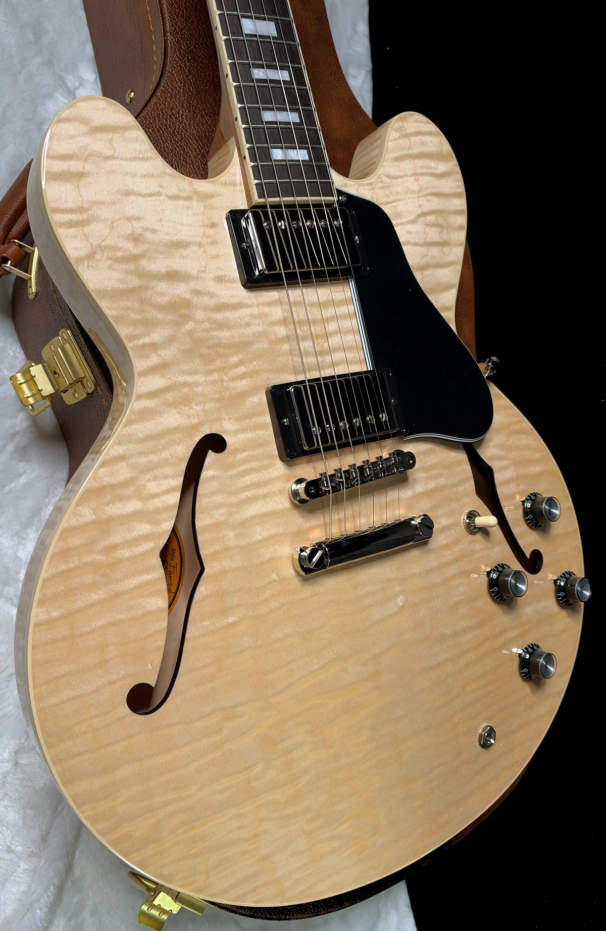 NEW ! Gibson ES-335 Block Inlay - Absolutely Beautiful Figured Natural Maple - Authorized Dealer - 8.8 lbs - G08083