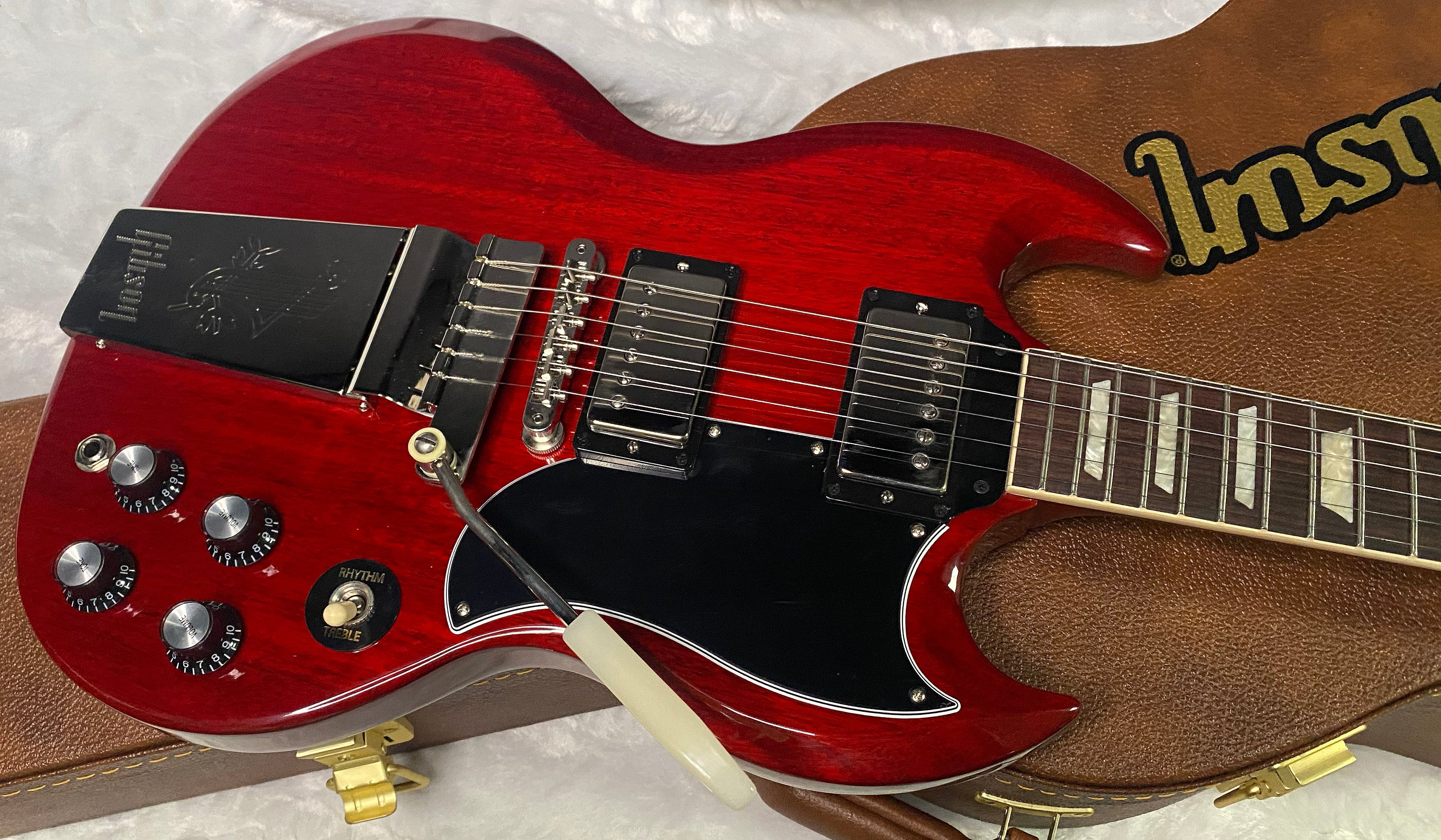 NEW! Gibson SG Standard '61 Maestro Vibrola Vintage Cherry - 7.3 lbs - Authorized Dealer! G07248