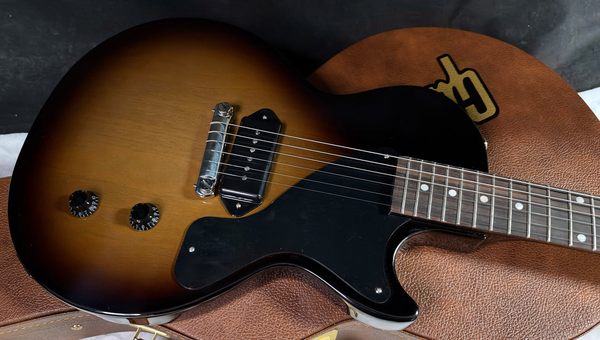 NEW ! Gibson Les Paul Junior - Vintage Sunburst - Authorized Dealer - ONLY 6.6 lbs!!! - G07968