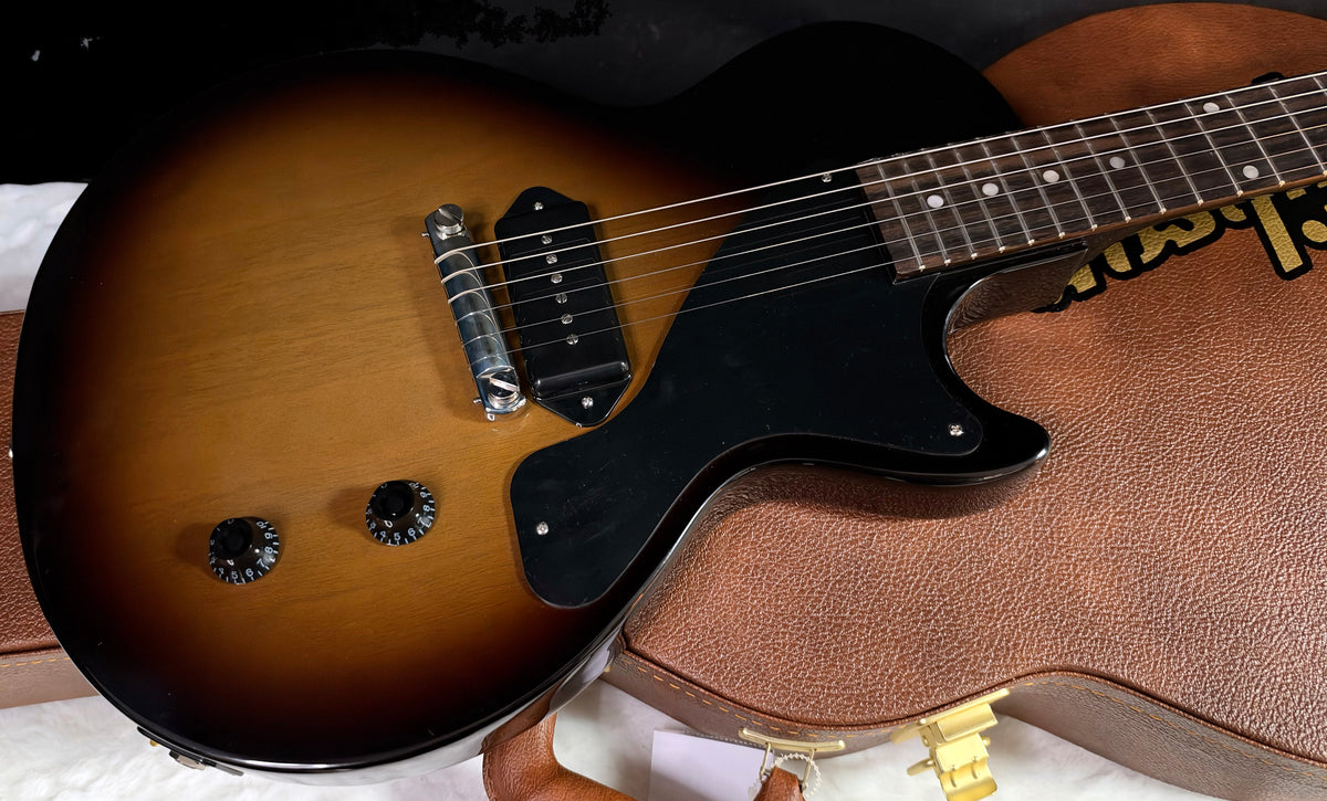 NEW ! Gibson Les Paul Junior - Vintage Sunburst - Authorized Dealer - ONLY 6.6 lbs!!! - G07968