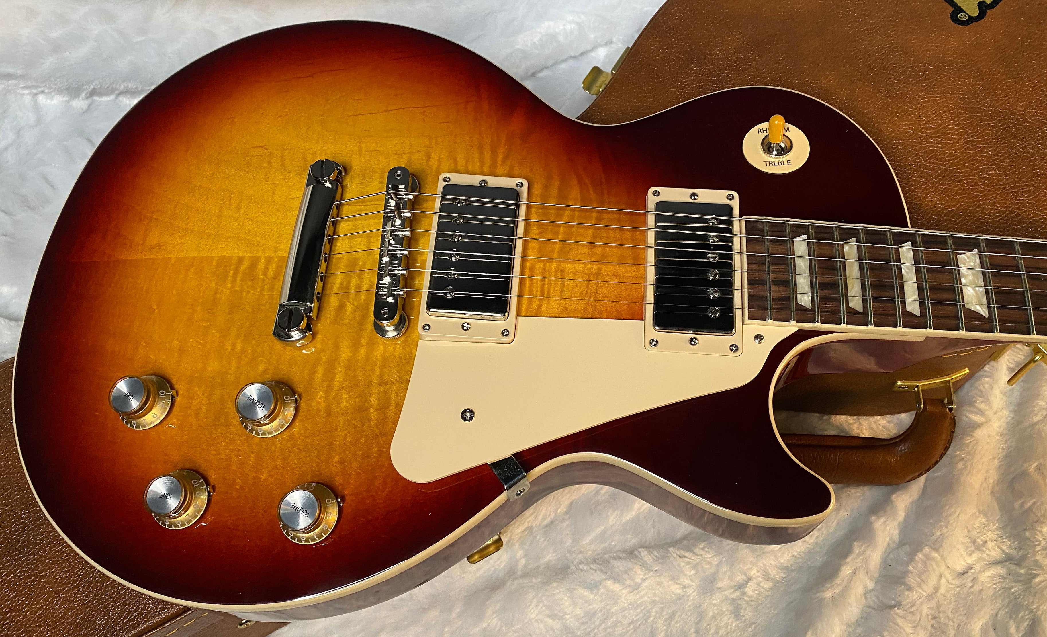 NEW! Gibson Les Paul Standard '60s Bourbon Burst - Authorized Dealer - 9.6 lbs - G05839