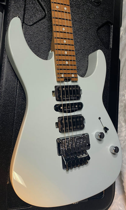 NEW ! Jackson Custom Shop Dinky HSH - Roasted Maple Neck & Fretboard - DK - Sonic Blue - Authorized Dealer - 7.9 lbs - G06640
