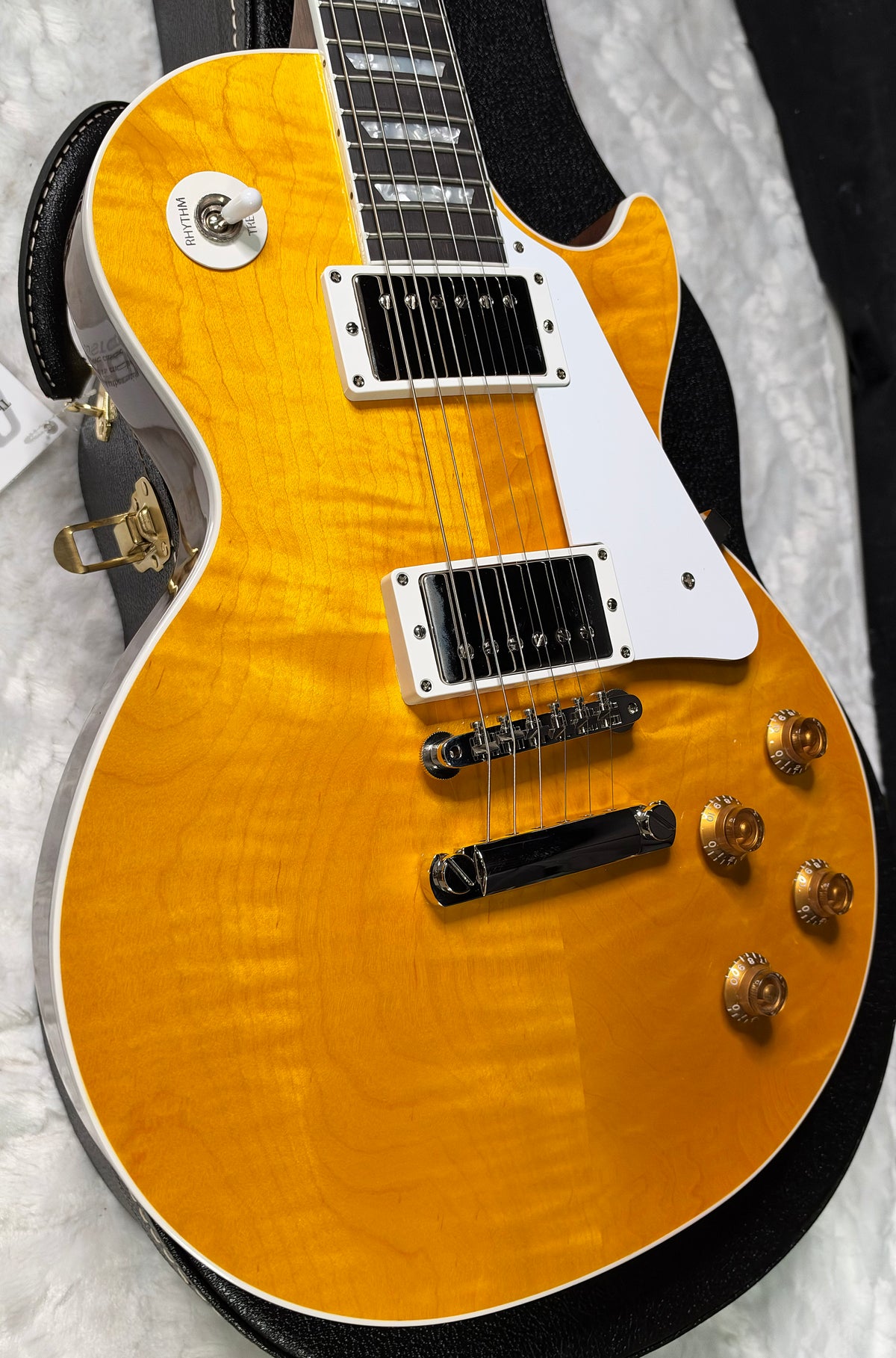 NEW! Gibson Custom Les Paul Standard Electric Guitar - Trans Amber - 9lbs - Authorized Dealer - G07915