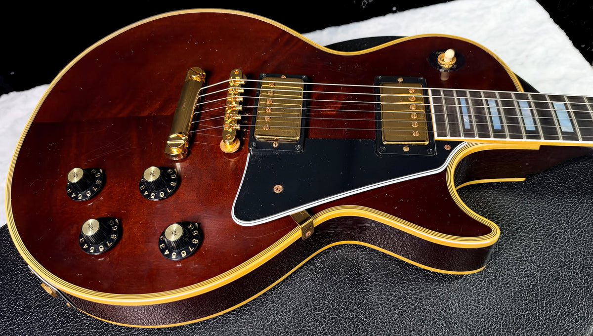NEW! Gibson Custom Shop Murphy Lab '68 Les Paul Custom Reissue - Light Aged Walnut Finish - Authorized Dealer - Only 9.4 lbs - G08023