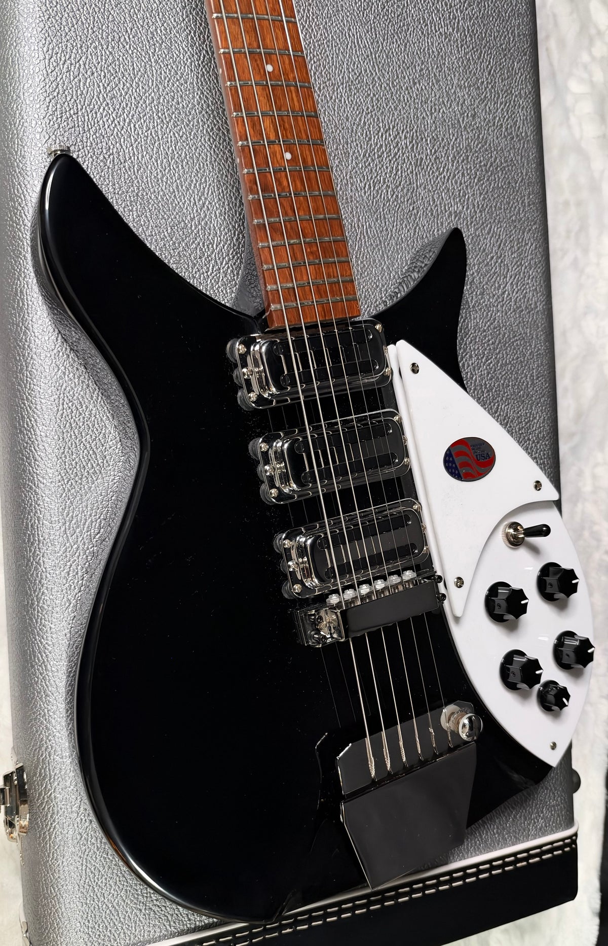 NEW! Rickenbacker 325C64 Miami 3 Pickup Semi-Hollow Guitar- Jetglo - Authorized Dealer - 6.6lbs - G08021