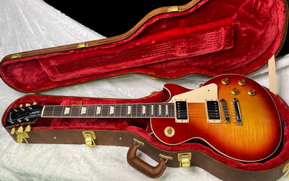 NEW ! Gibson Les Paul Standard '50s - Heritage Cherry Sunburst - Only 9 lbs - Authorized Dealer - G07257