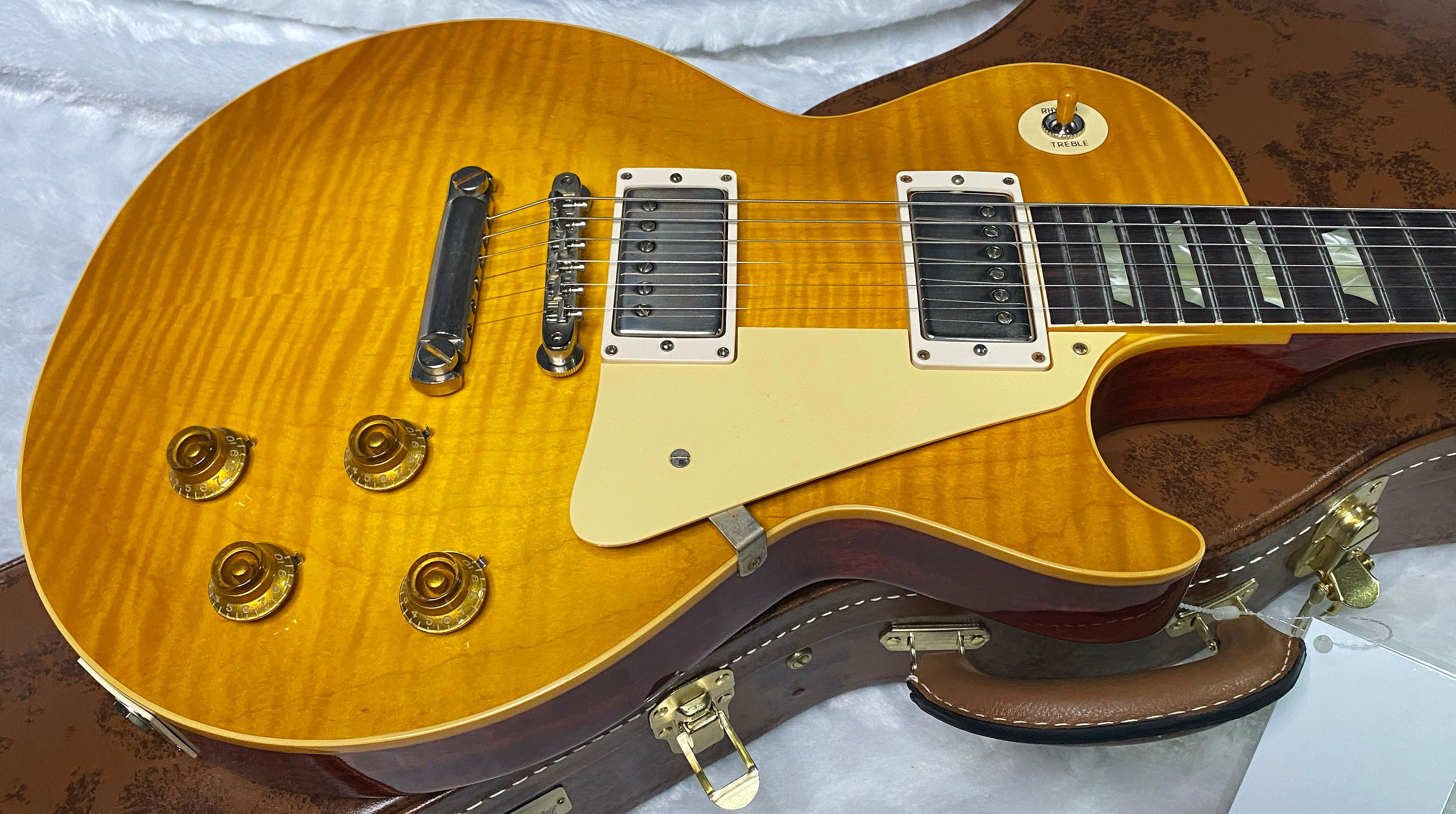 NEW ! Gibson Custom Shop 1959 Les Paul - Lemon Burst VOS - Authorized Dealer - Hand Picked Flame Top - ONLY 8.5 lbs - G07267