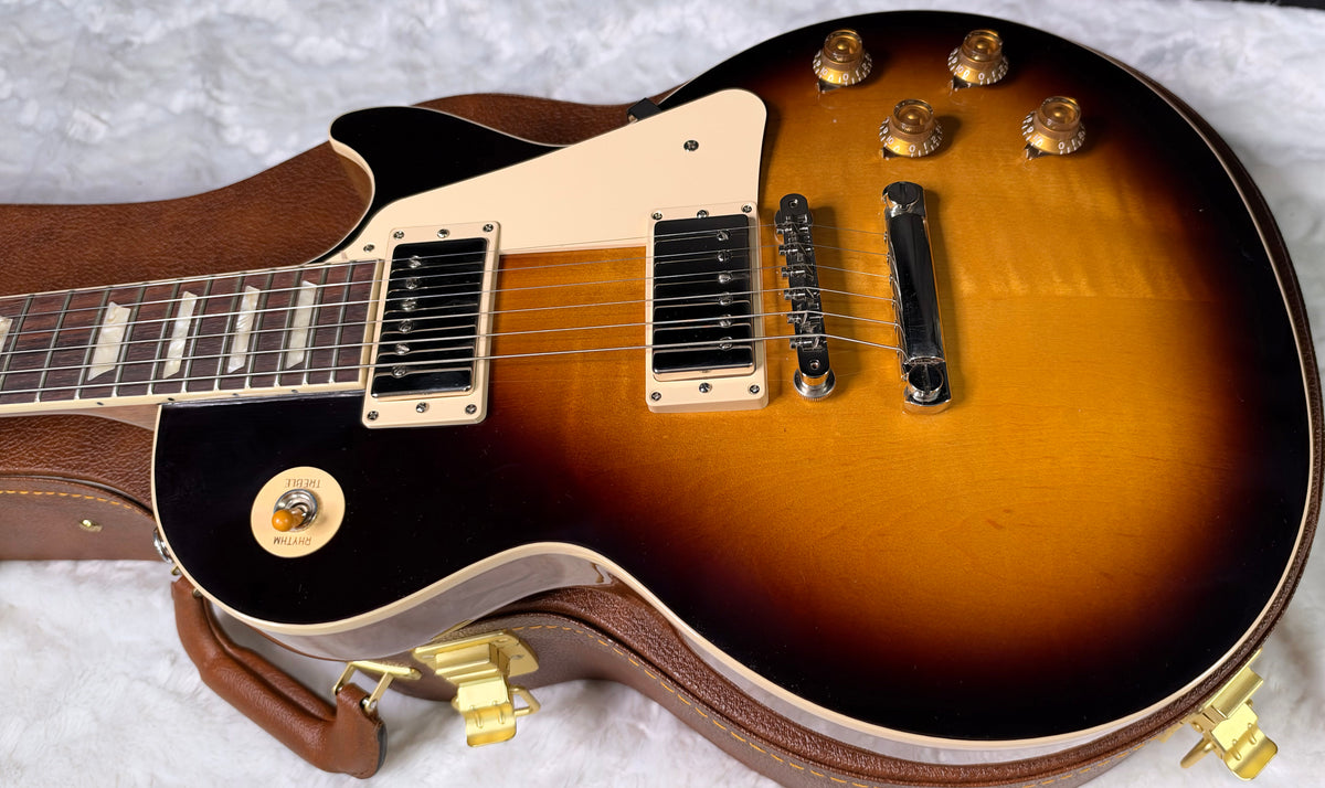 NEW! ! Gibson Les Paul 50's Standard - Tobacco Sunburst - Beautiful Curly Flame Maple Top - Authorized Dealer - 9.2 lbs - G08052
