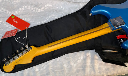 NEW! Fender American Professional Classic Stratocaster - Faded Lake Placid Blue - 7.65lbs - Authorized Dealer - G05768