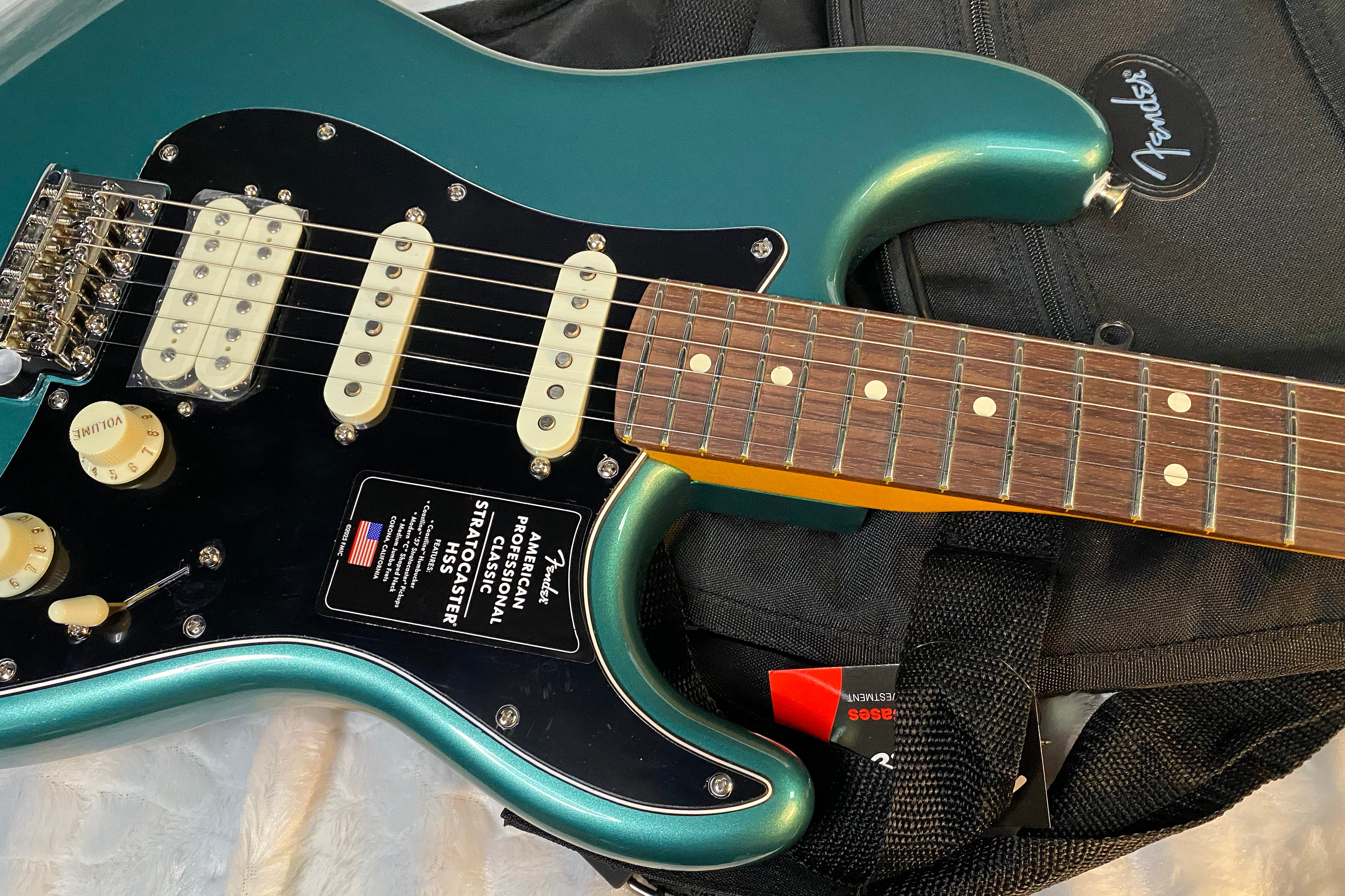 NEW ! Fender American Professional Classic Stratocaster HSS - Faded Sherwood Green Metallic - 7.9lbs - Authorized Dealer - G05778
