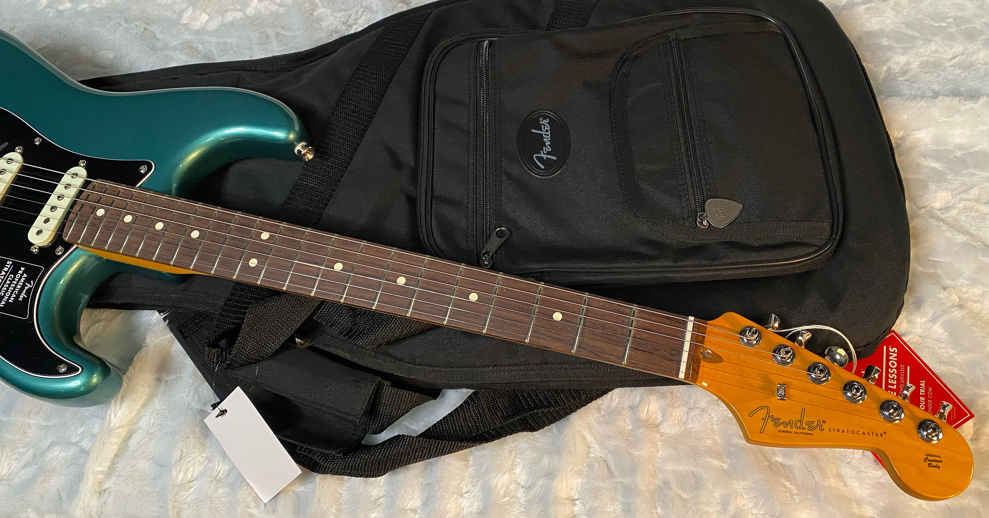 NEW ! Fender American Professional Classic Stratocaster HSS - Faded Sherwood Green Metallic - 7.9lbs - Authorized Dealer - G05778