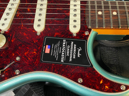 NEW ! Fender  American Professional Classic Stratocaster - Faded Sherwood Green Metallic - 7.5lbs - Authorized Dealer - G05772