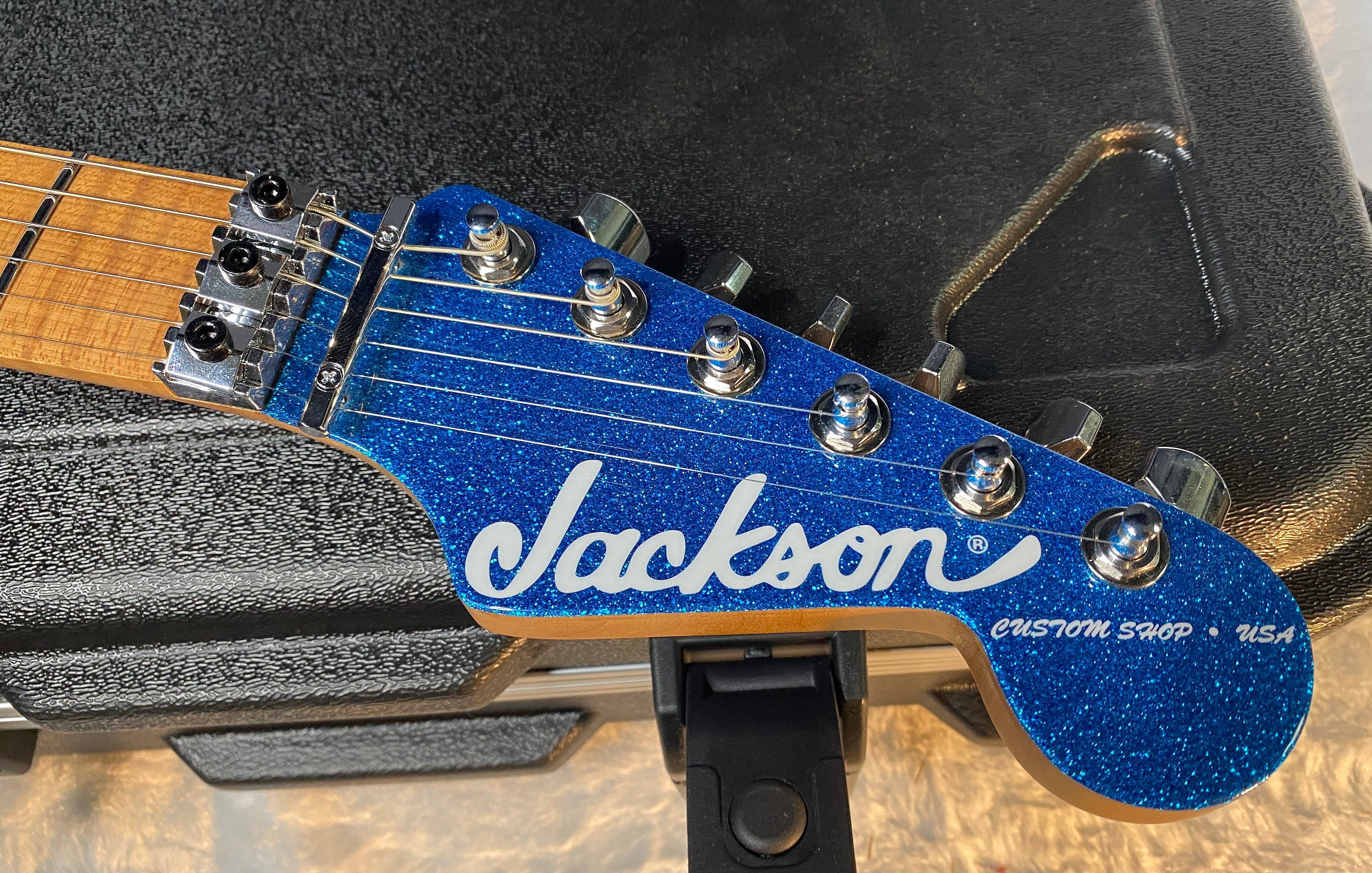 NEW ! Jackson Custom Shop Dinky HSH - Roasted Maple Neck & Fretboard - DK - Blue Sparkle - Authorized Dealer - 8.3 lbs - G06649